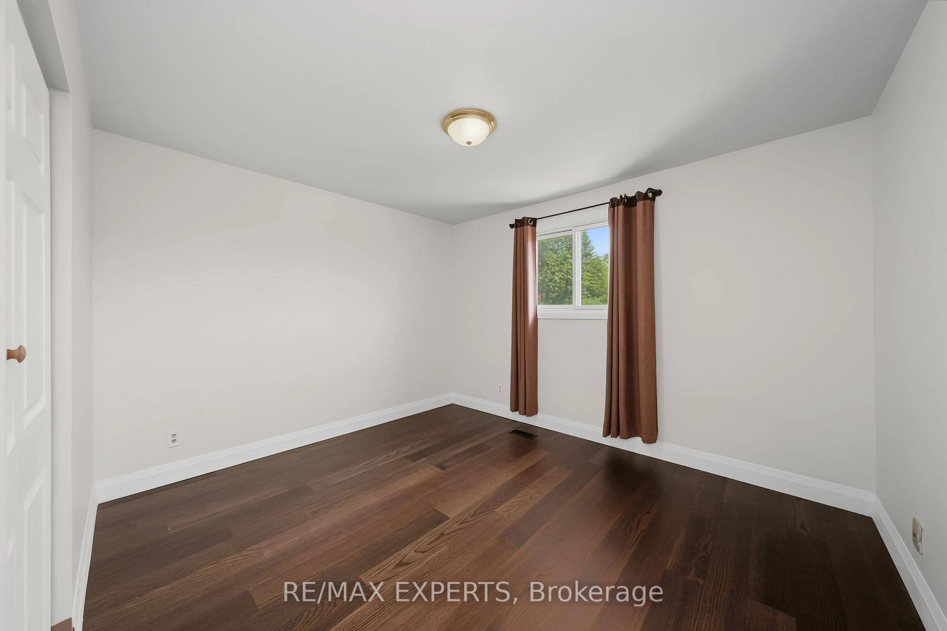 Photo 25 of 25 Riverton Drive, North York, Humber Summit — HOMEH