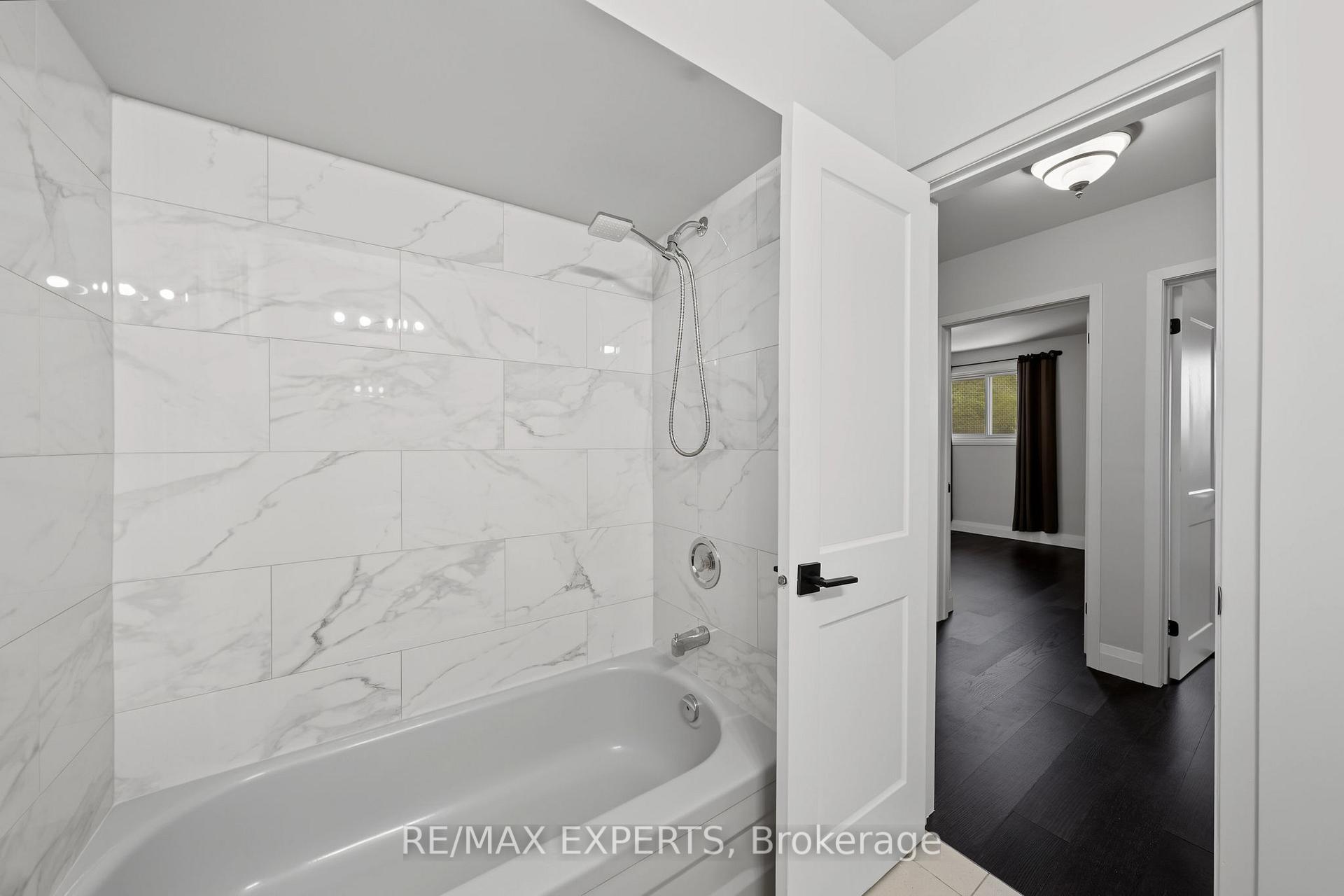 Photo 28 of 25 Riverton Drive, North York, Humber Summit — HOMEH