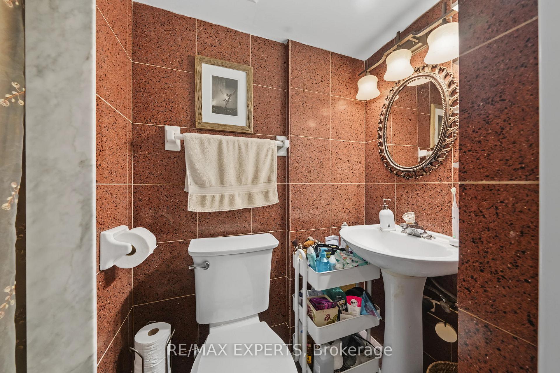 Photo 38 of 25 Riverton Drive, North York, Humber Summit — HOMEH