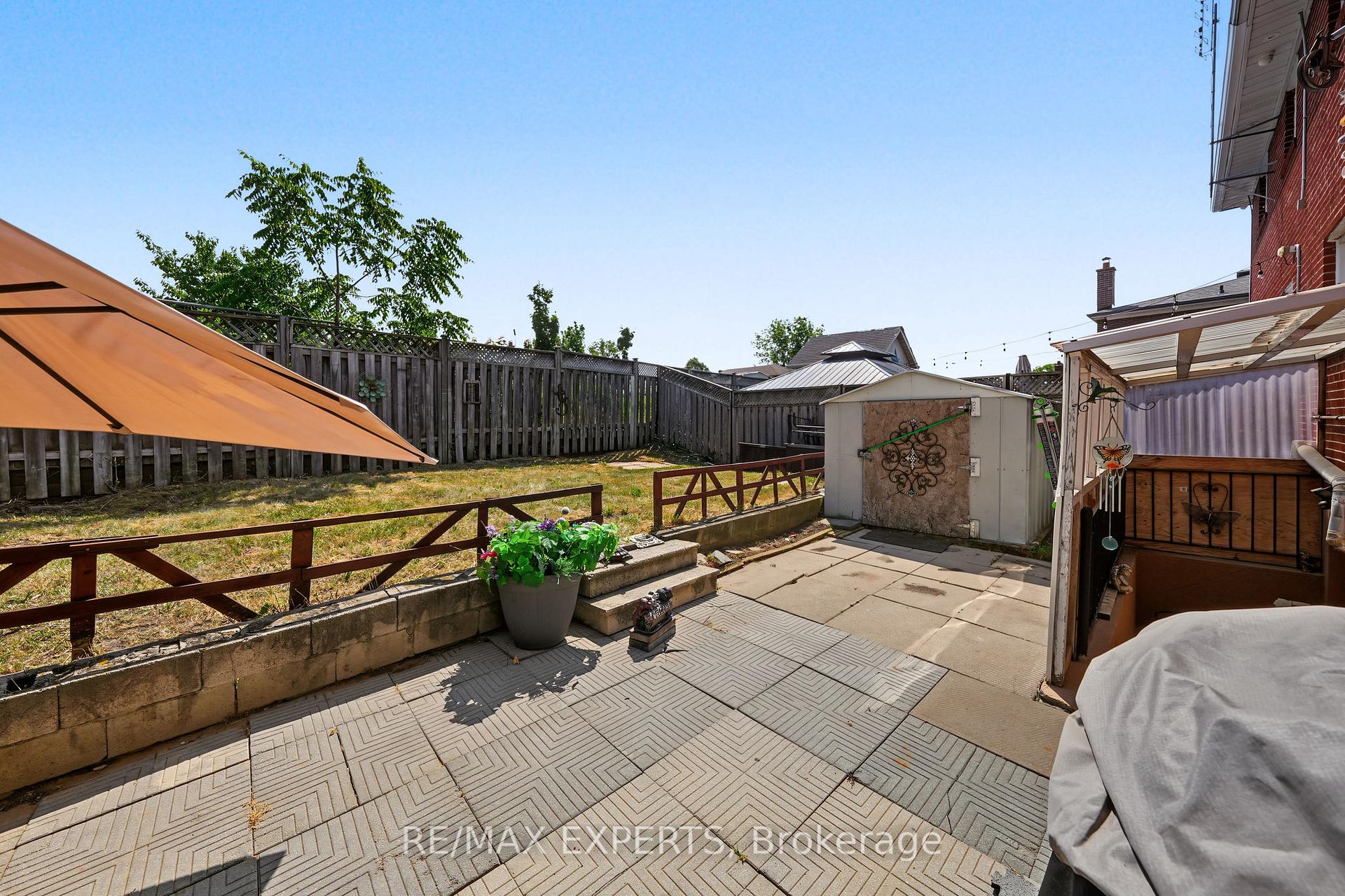 Photo 42 of 25 Riverton Drive, North York, Humber Summit — HOMEH