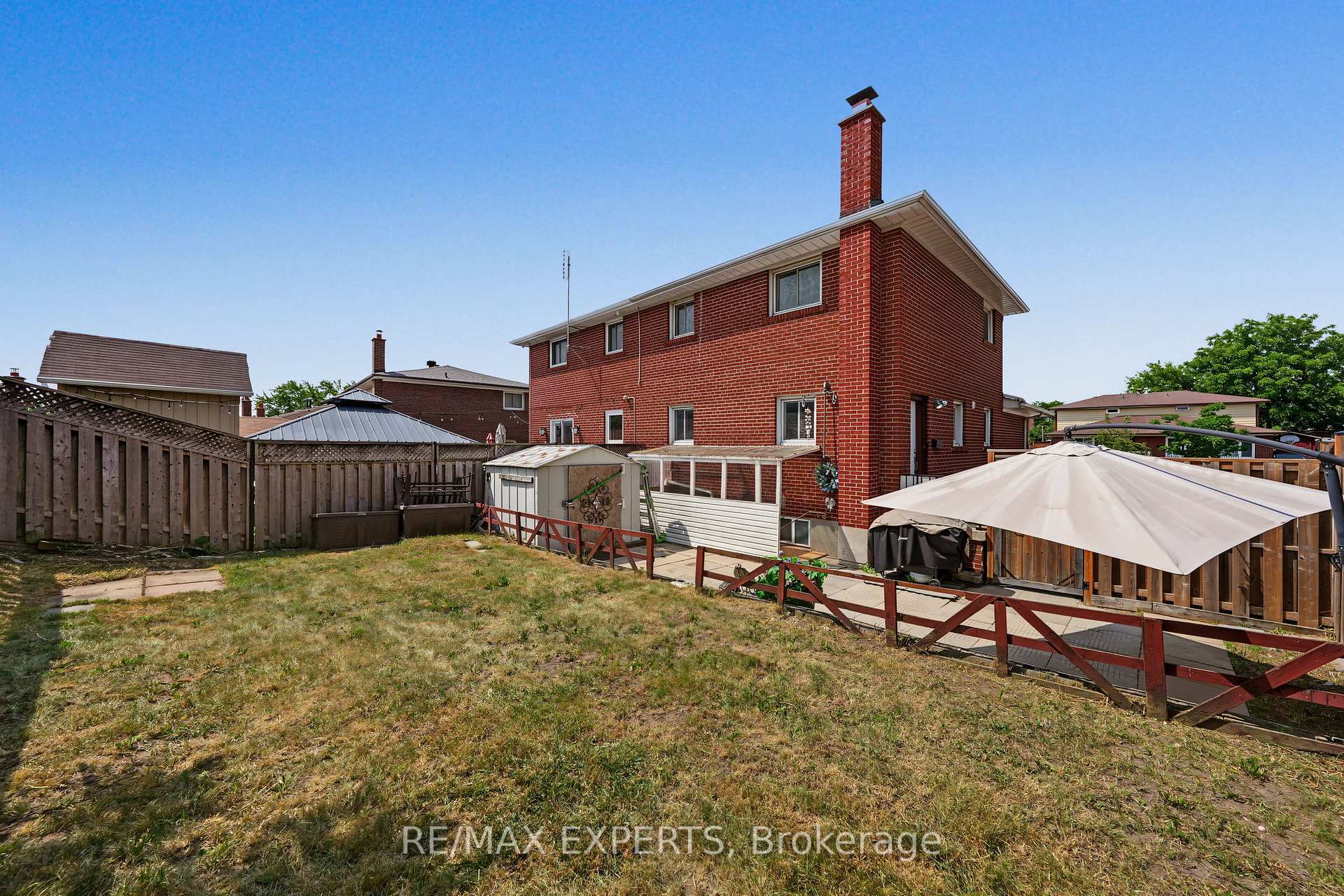 Photo 46 of 25 Riverton Drive, North York, Humber Summit — HOMEH