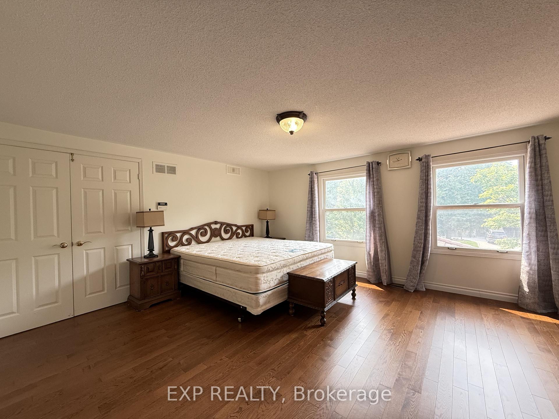 Photo 15 of 40 Cranberry Lane, Aurora, Aurora Highlands — HOMEH