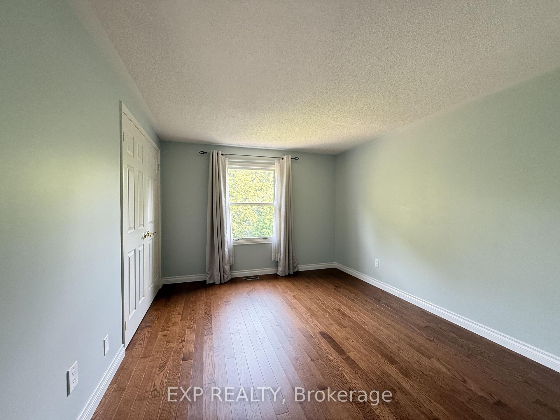 Photo 22 of 40 Cranberry Lane, Aurora, Aurora Highlands — HOMEH