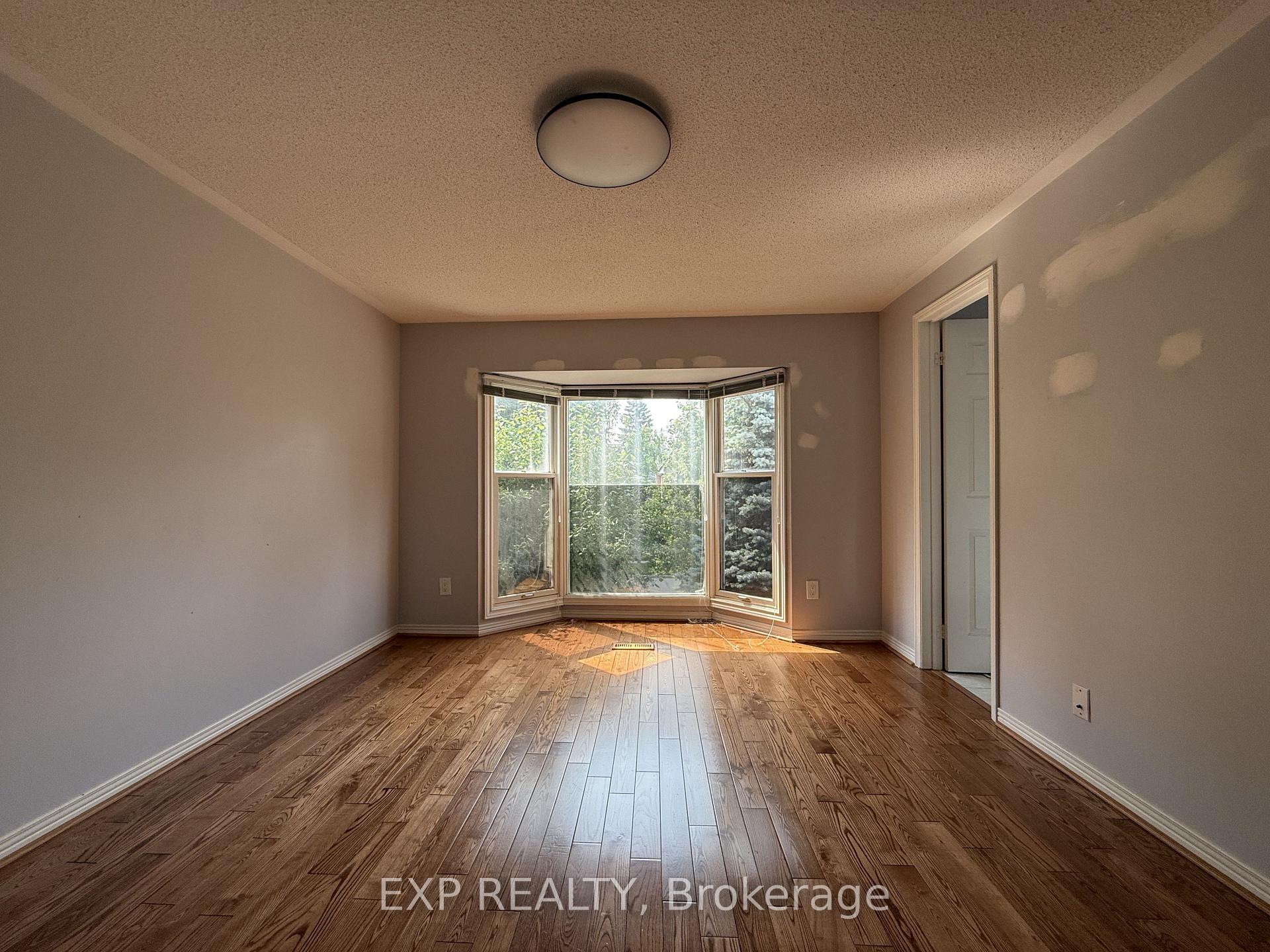 Photo 24 of 40 Cranberry Lane, Aurora, Aurora Highlands — HOMEH