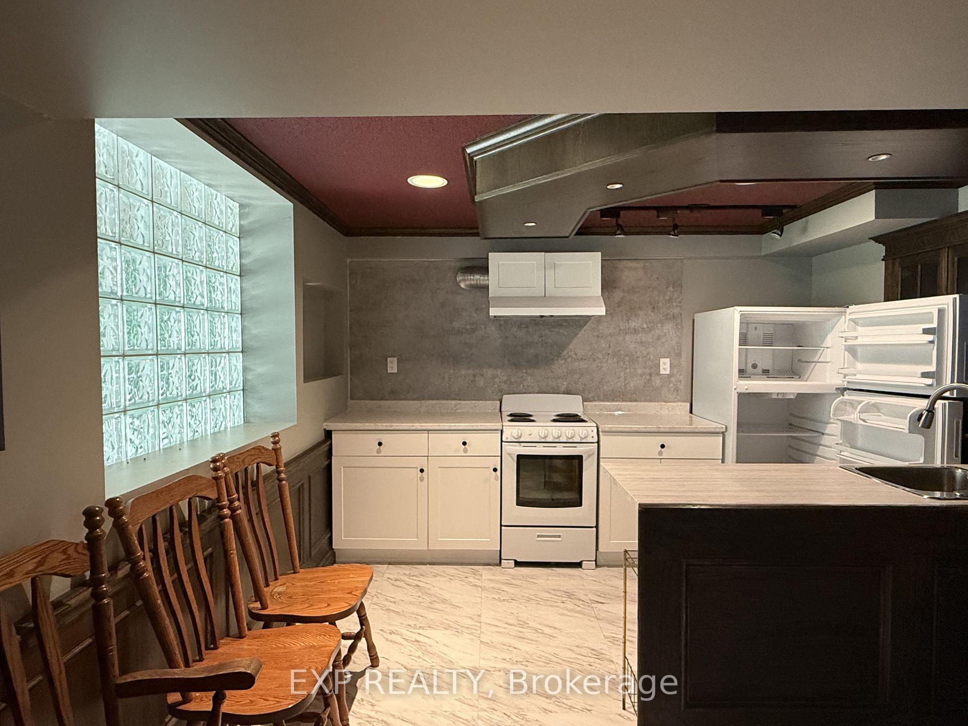 Photo 28 of 40 Cranberry Lane, Aurora, Aurora Highlands — HOMEH