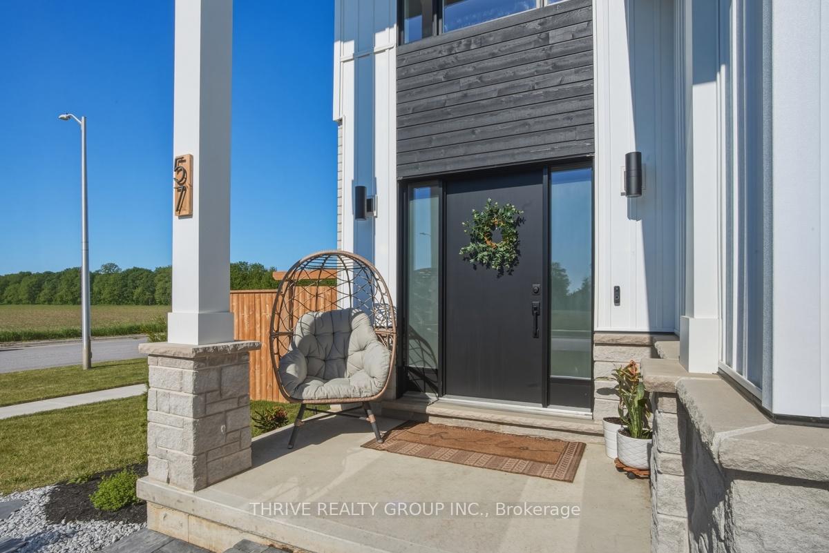 Photo 3 of 57 Briscoe Crescent, Strathroy-Caradoc, NE — HOMEH