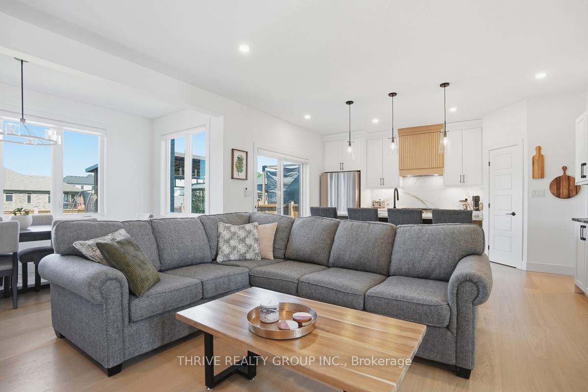 Photo 7 of 57 Briscoe Crescent, Strathroy-Caradoc, NE — HOMEH