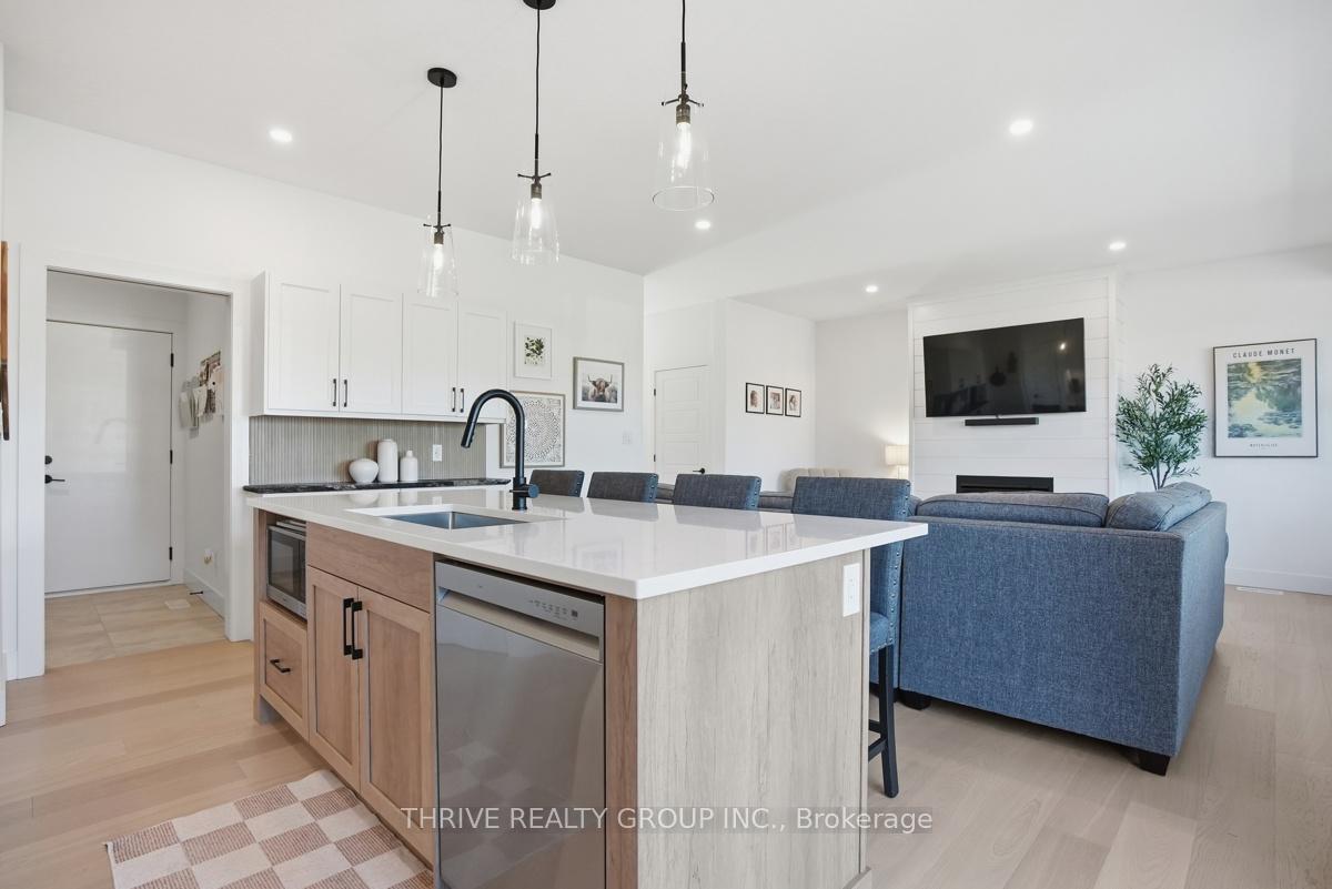Photo 14 of 57 Briscoe Crescent, Strathroy-Caradoc, NE — HOMEH