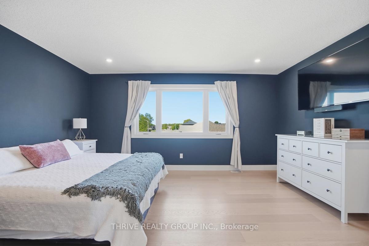 Photo 18 of 57 Briscoe Crescent, Strathroy-Caradoc, NE — HOMEH