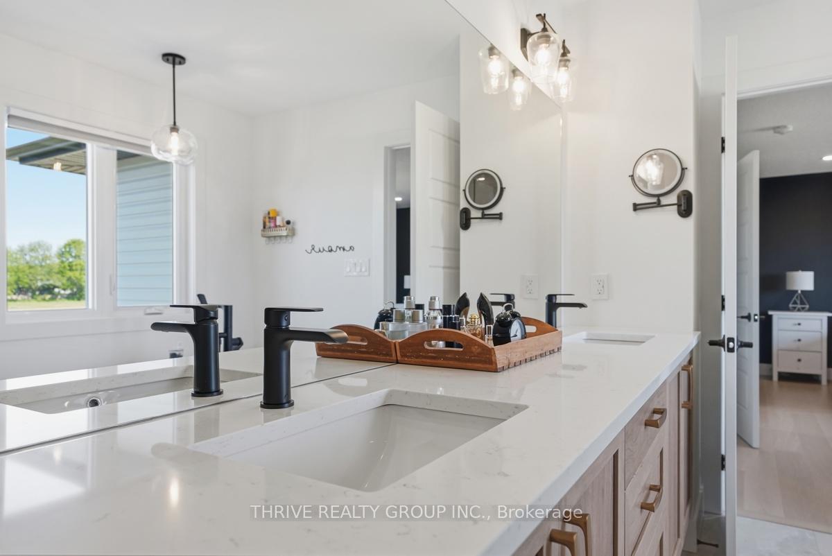 Photo 24 of 57 Briscoe Crescent, Strathroy-Caradoc, NE — HOMEH