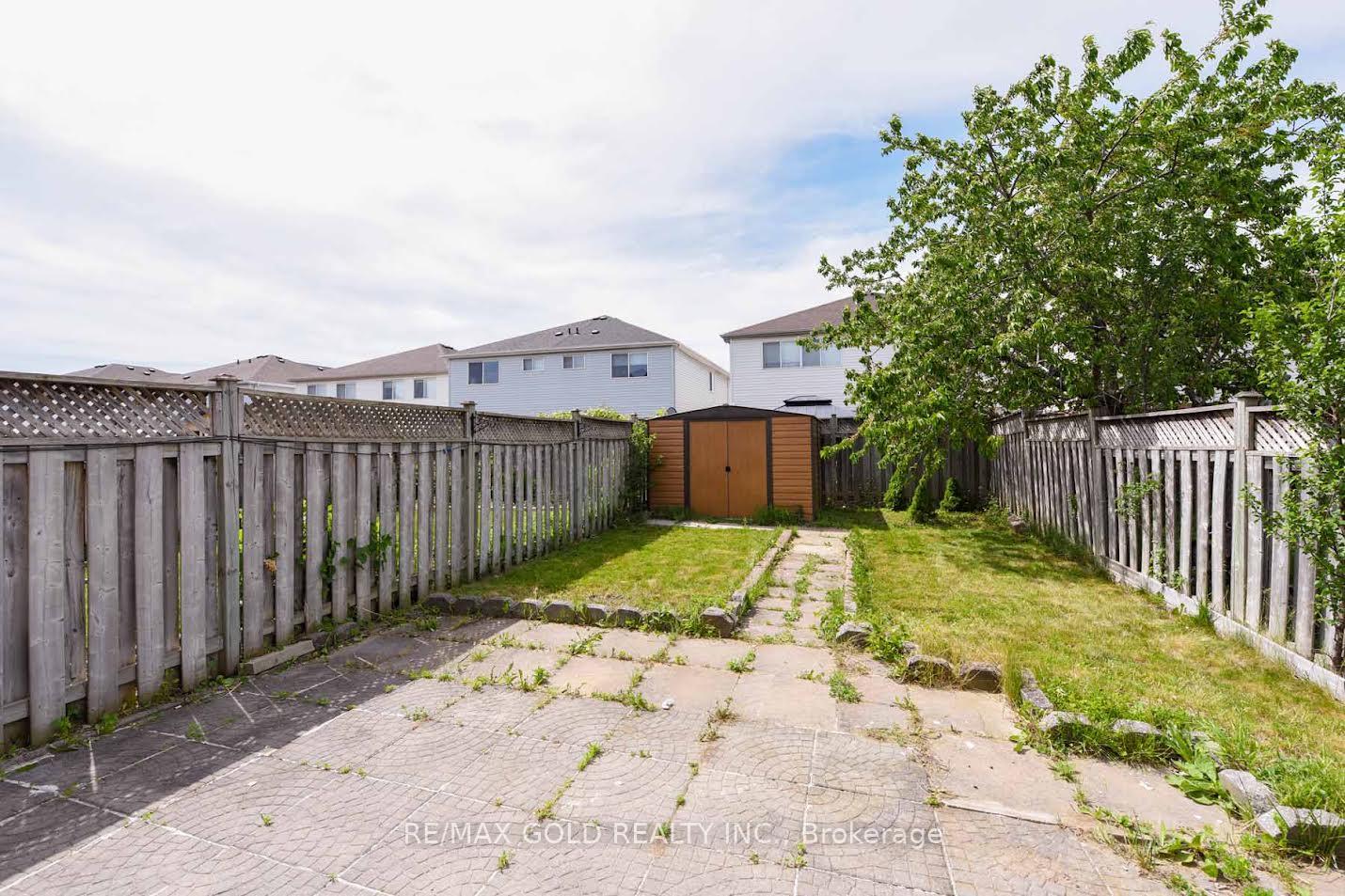 Photo 6 of 35 Needlewood Lane, Brampton, Sandringham-Wellington — HOMEH