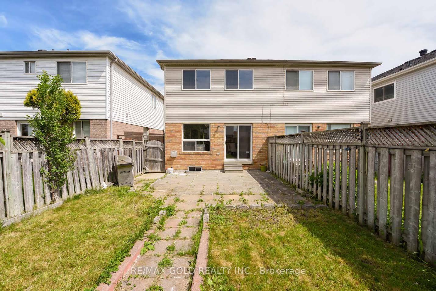 Photo 7 of 35 Needlewood Lane, Brampton, Sandringham-Wellington — HOMEH