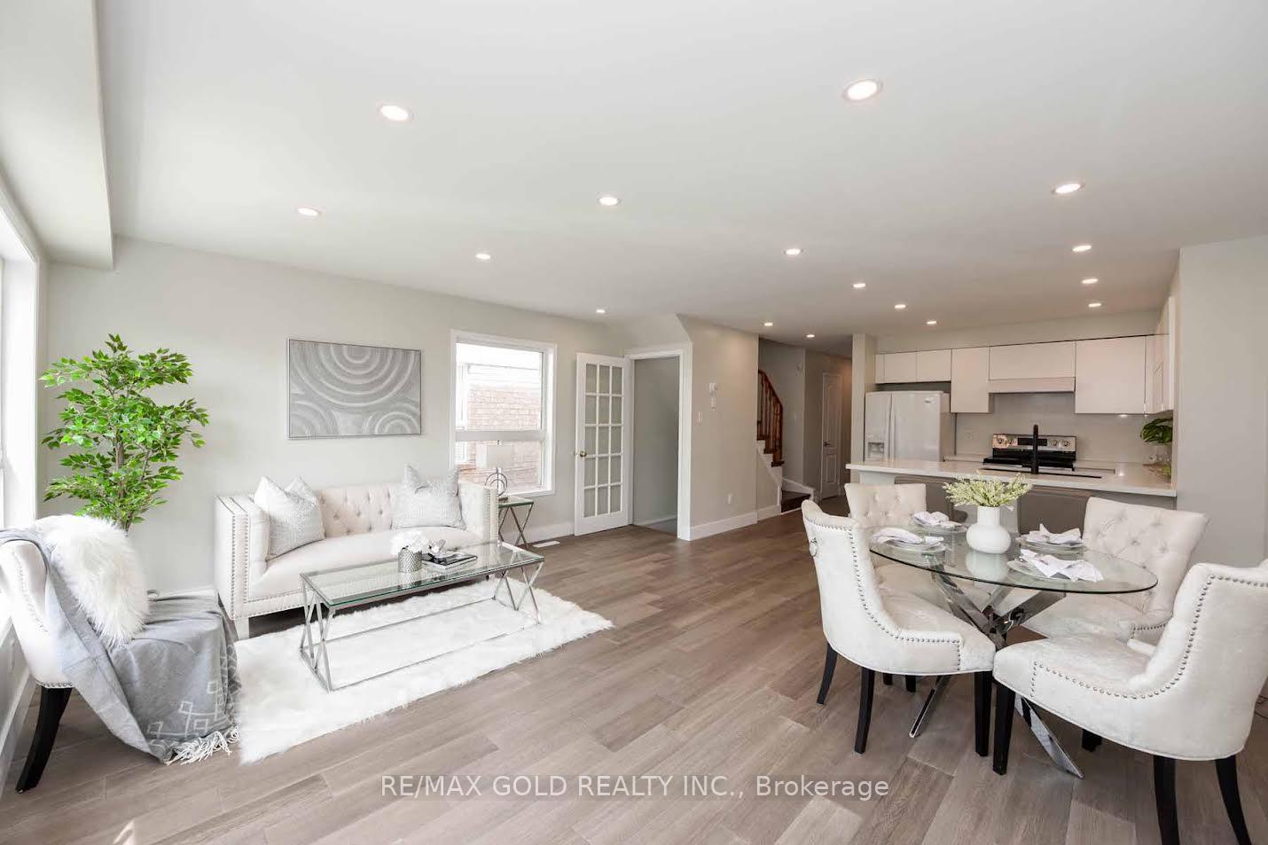 Photo 17 of 35 Needlewood Lane, Brampton, Sandringham-Wellington — HOMEH