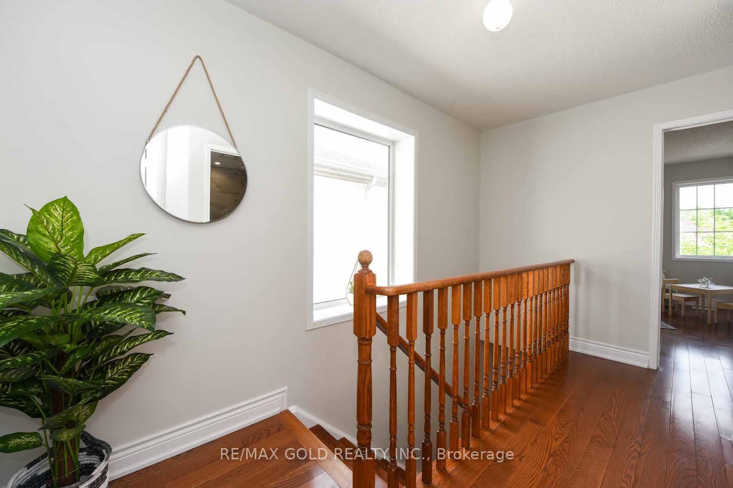 Photo 21 of 35 Needlewood Lane, Brampton, Sandringham-Wellington — HOMEH
