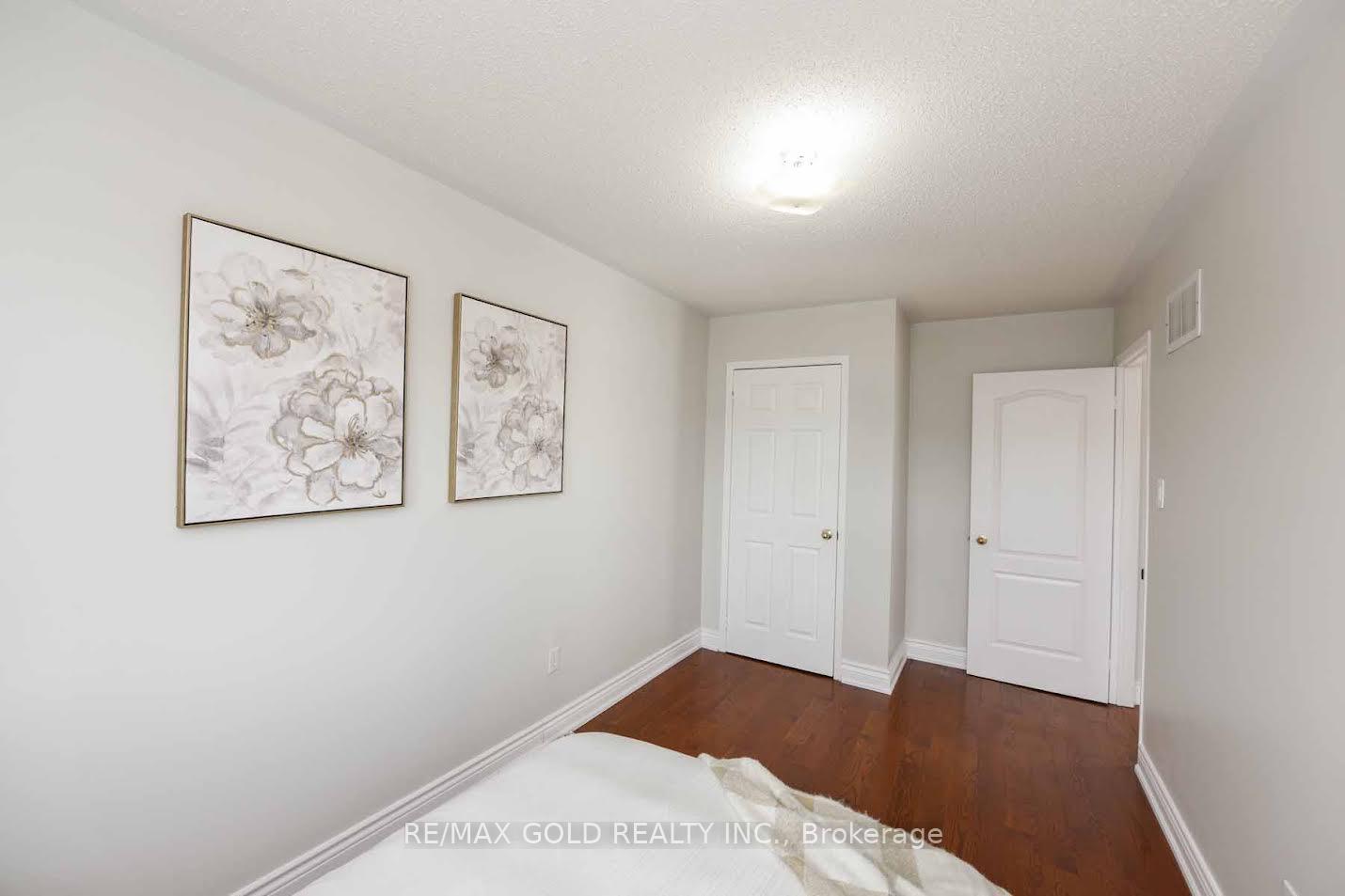 Photo 28 of 35 Needlewood Lane, Brampton, Sandringham-Wellington — HOMEH