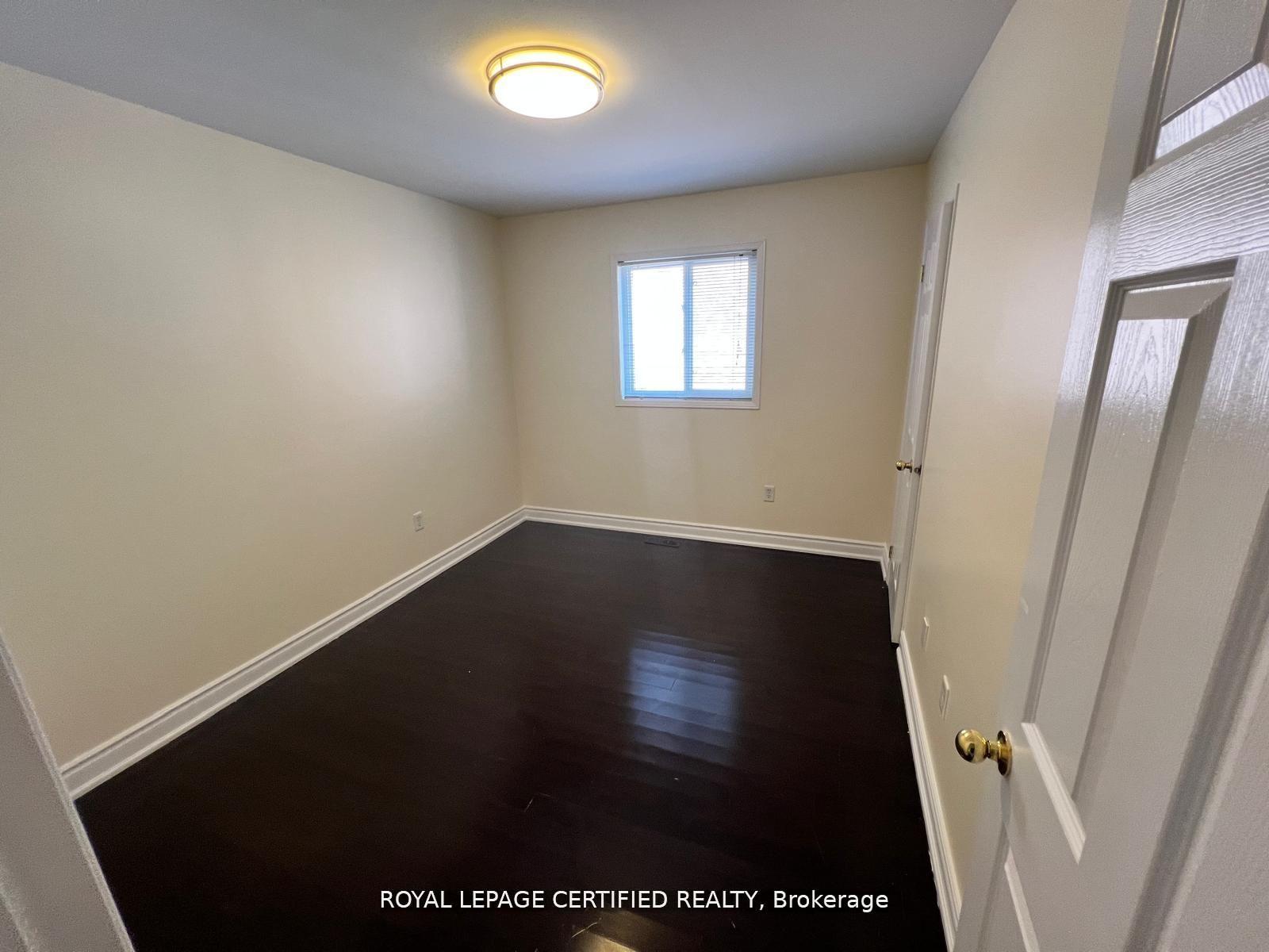 Photo 21 of 426 Orange Walk Crescent, Mississauga, Hurontario — HOMEH
