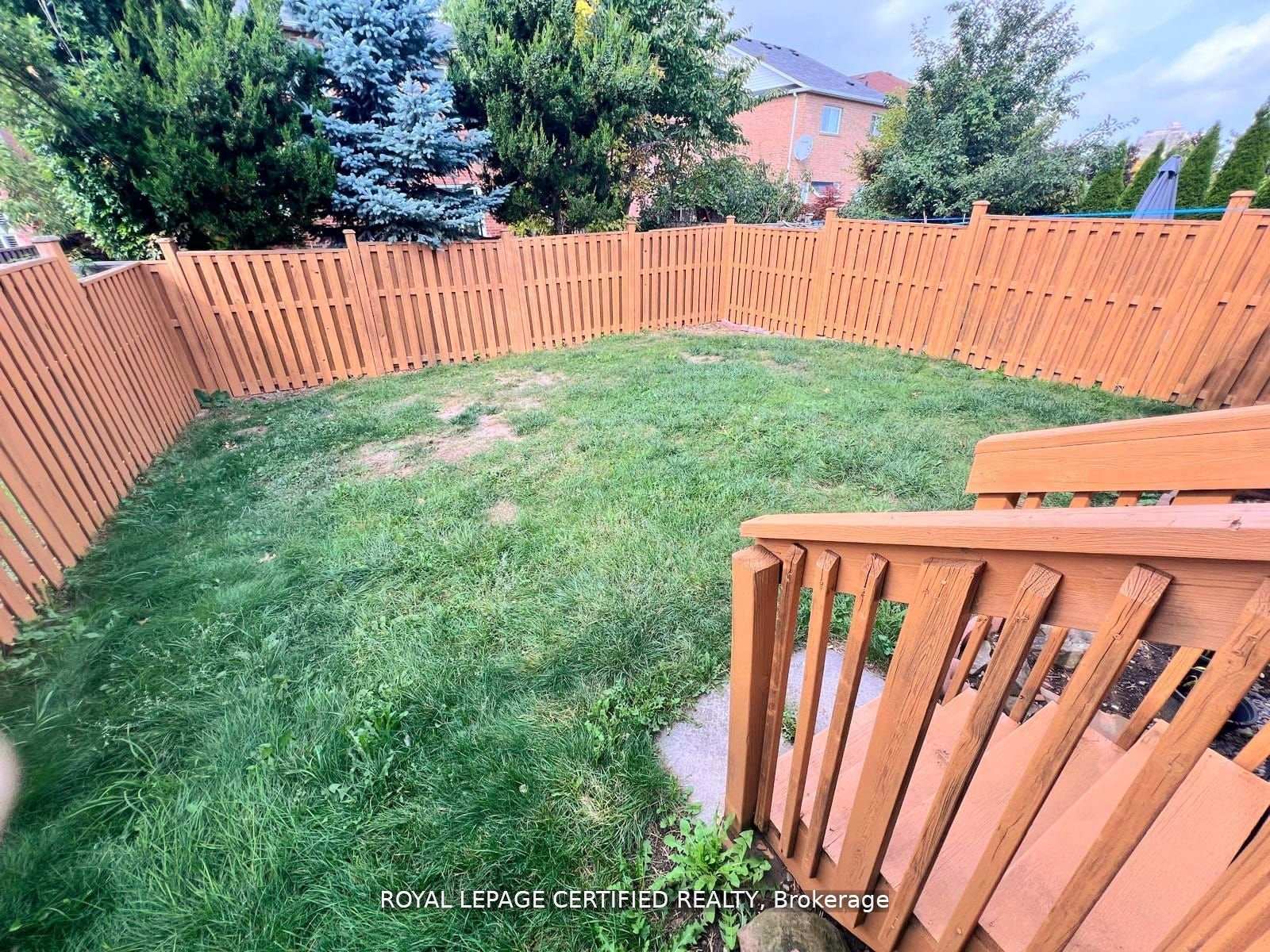 Photo 28 of 426 Orange Walk Crescent, Mississauga, Hurontario — HOMEH