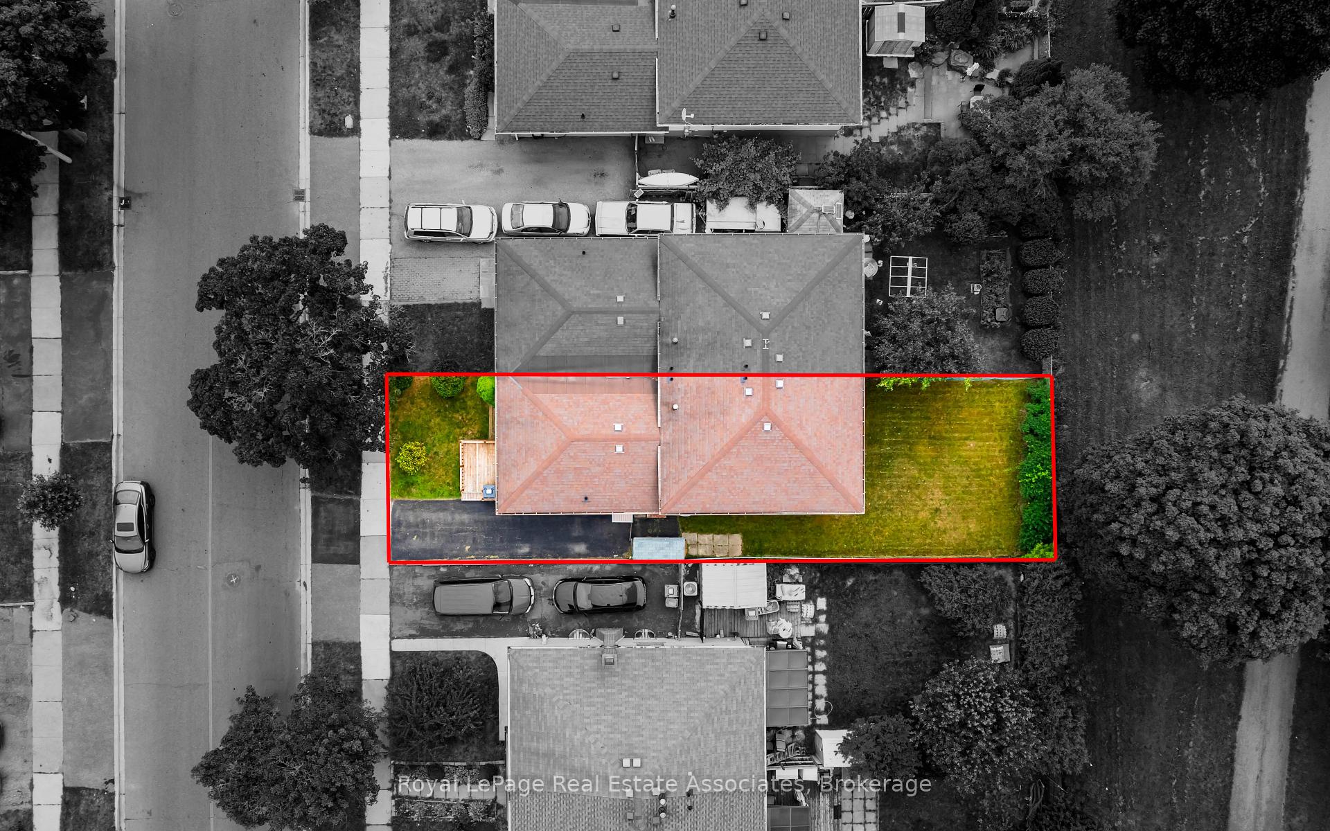 Photo 4 of 256 Archdekin Drive, Brampton, Madoc — HOMEH