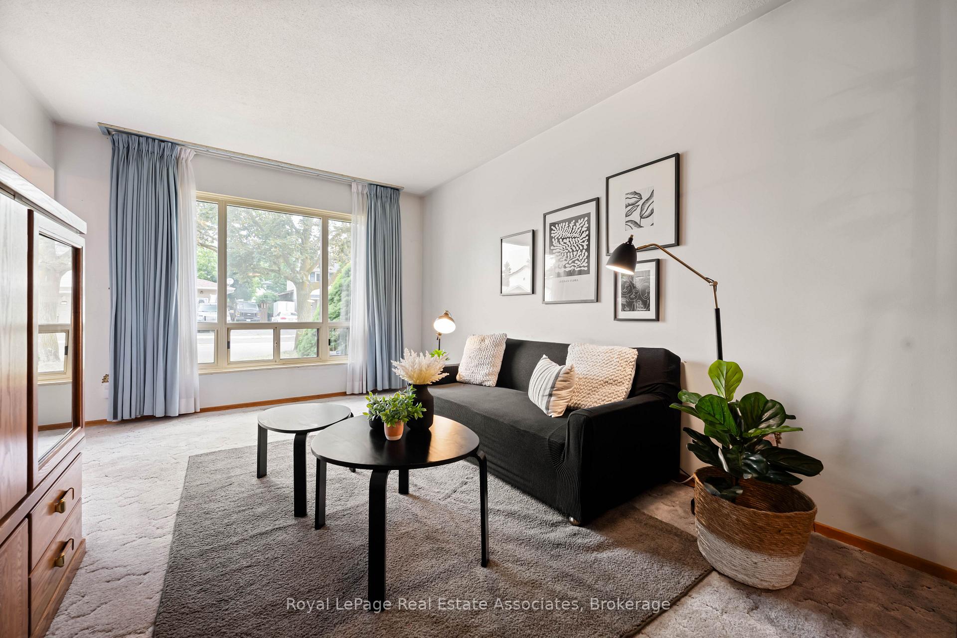 Photo 13 of 256 Archdekin Drive, Brampton, Madoc — HOMEH