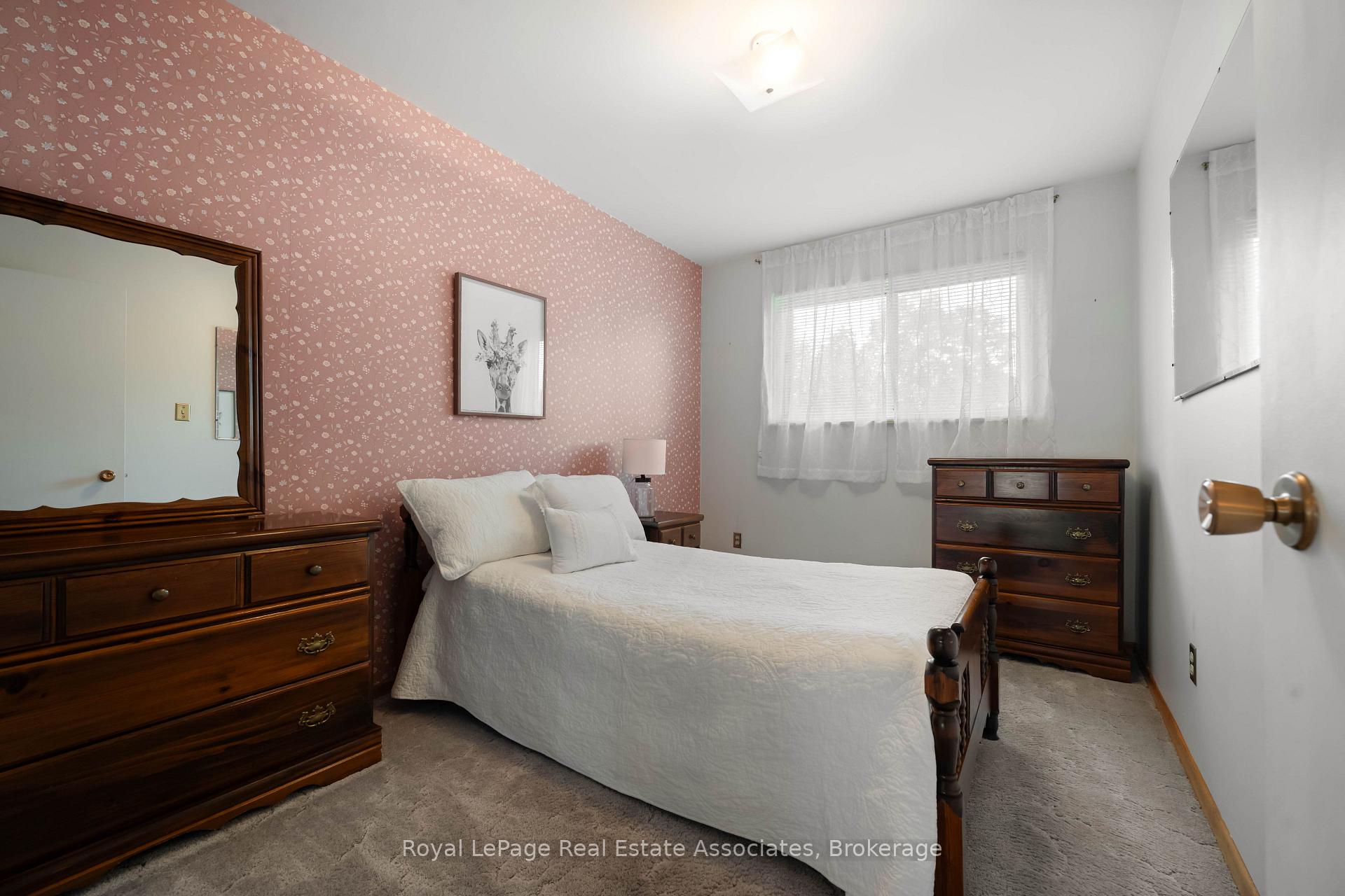 Photo 22 of 256 Archdekin Drive, Brampton, Madoc — HOMEH