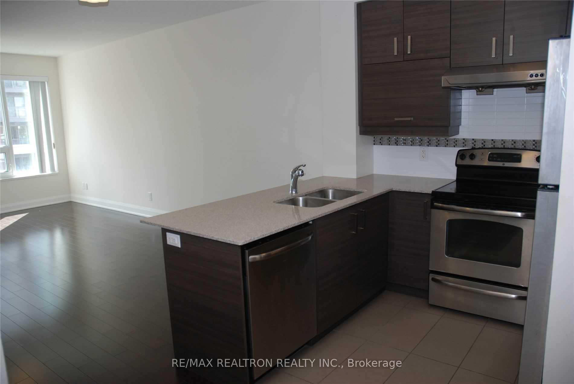 Photo 9 of Unit 306, 8228 Birchmount Road, Markham, Unionville — HOMEH