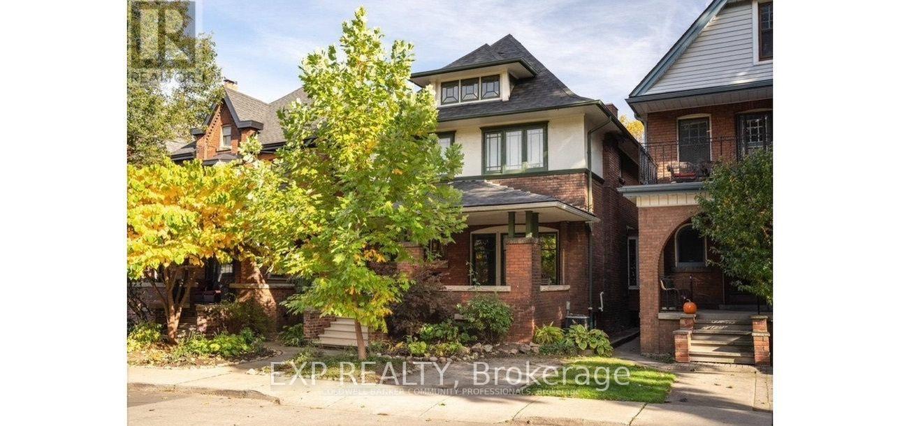 Photo 11 of 31 St Clair Avenue, Hamilton, Gibson — HOMEH