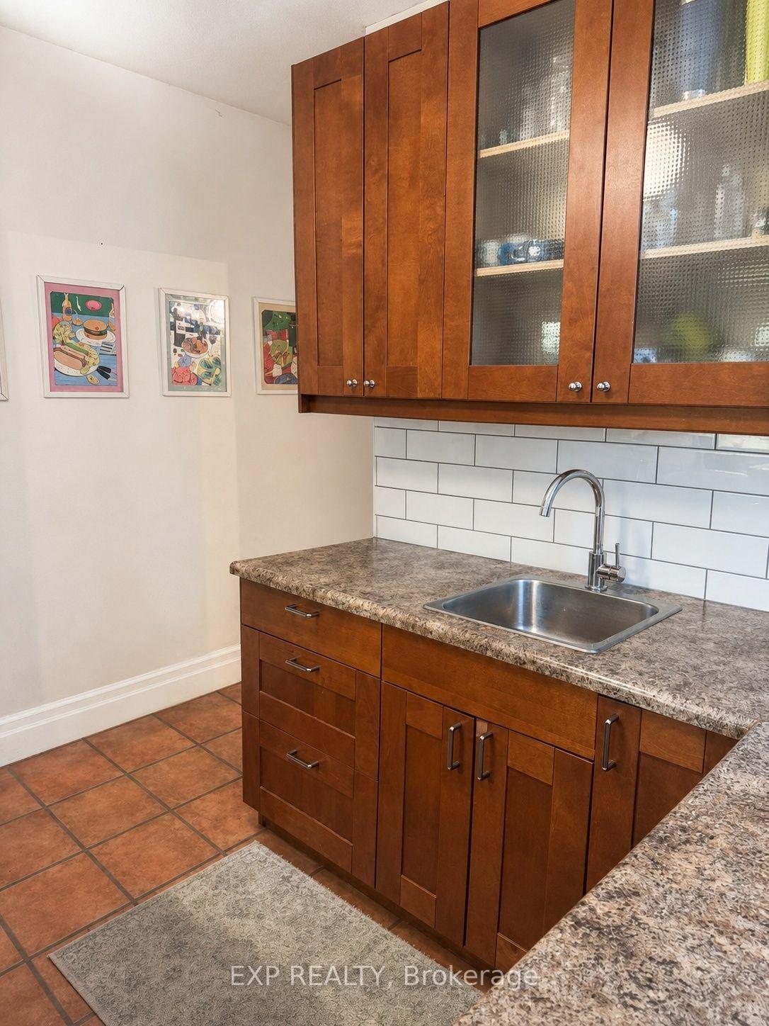 Photo 5 of 31 St Clair Avenue, Hamilton, Gibson — HOMEH