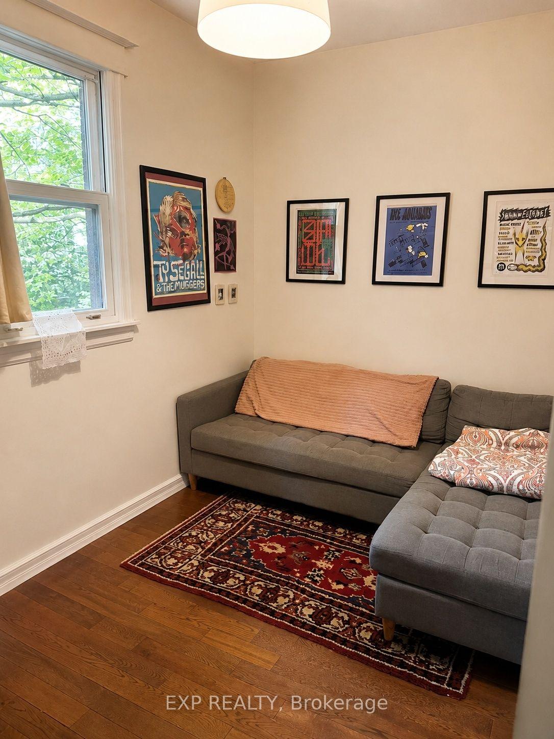 Photo 9 of 31 St Clair Avenue, Hamilton, Gibson — HOMEH