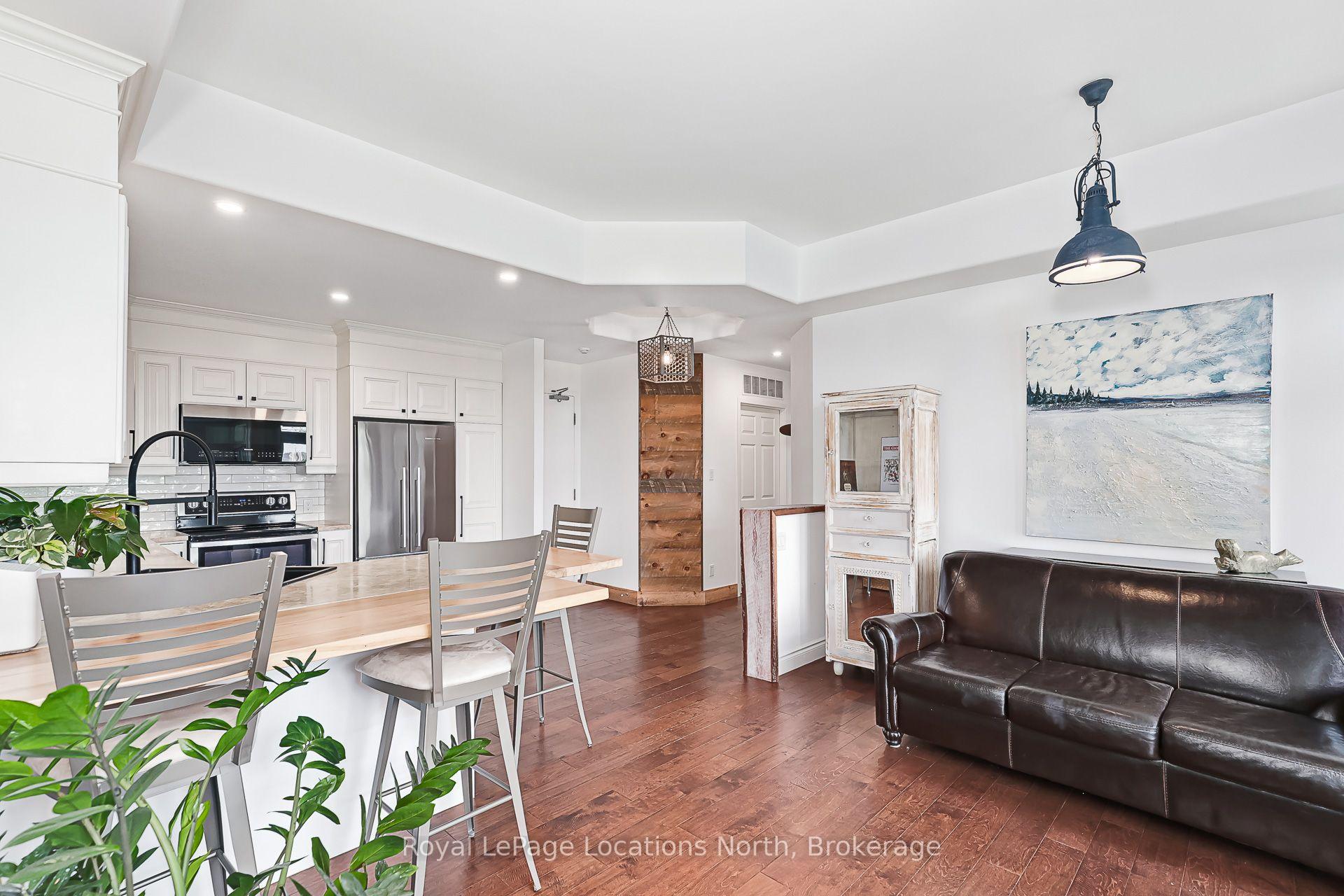 Photo 8 of Unit 103, 10 Bay Street E, Blue Mountains — HOMEH