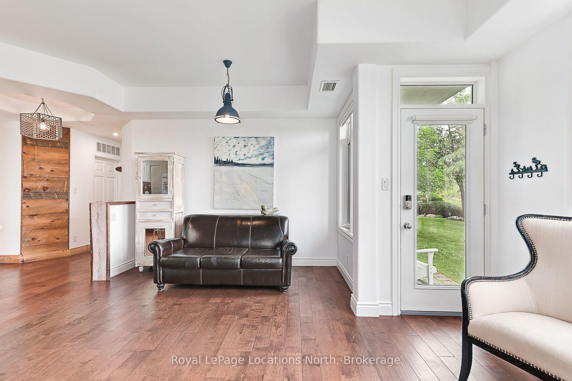 Photo 12 of Unit 103, 10 Bay Street E, Blue Mountains — HOMEH