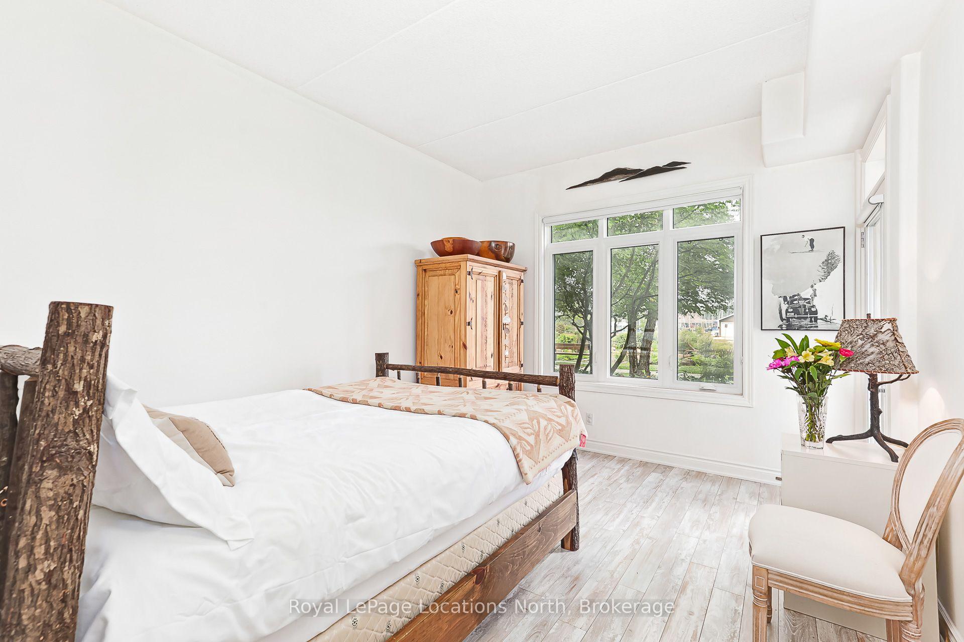Photo 16 of Unit 103, 10 Bay Street E, Blue Mountains — HOMEH