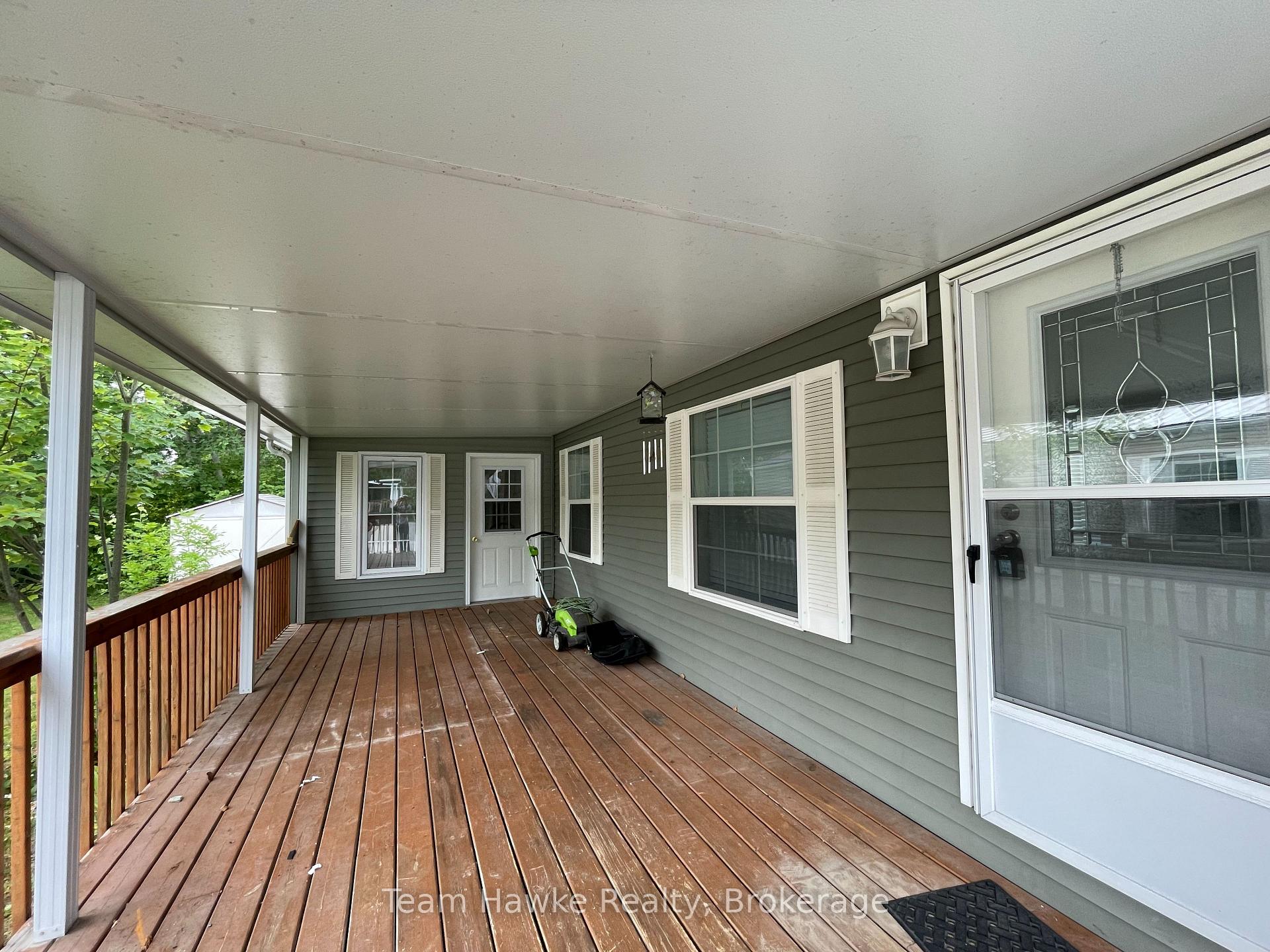 Photo 15 of 97 Georgian Glen Drive, Wasaga Beach — HOMEH