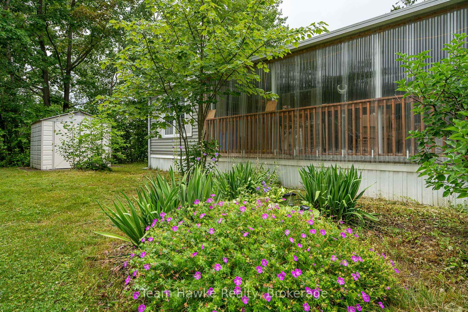 Photo 17 of 97 Georgian Glen Drive, Wasaga Beach — HOMEH
