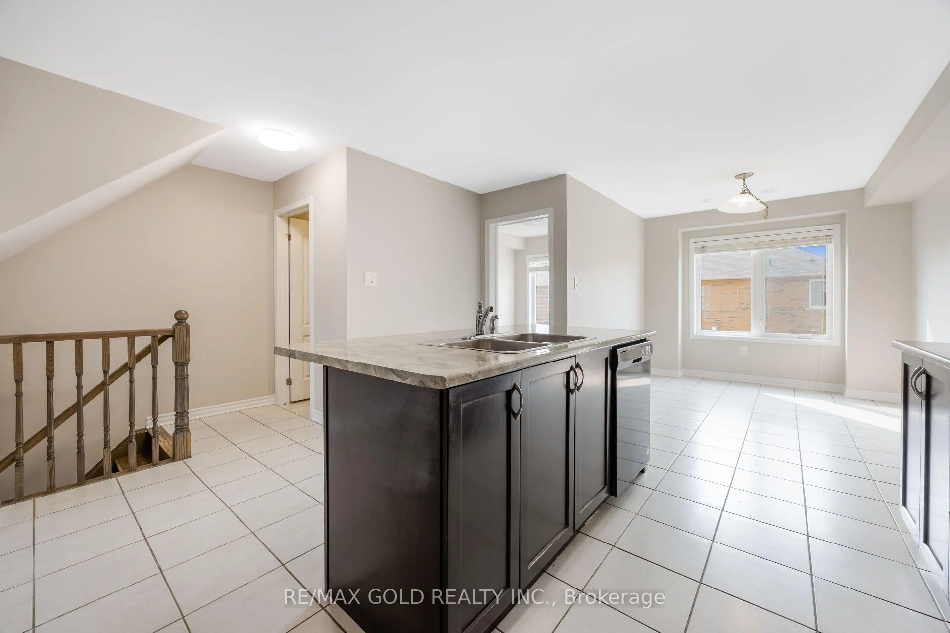 Photo 20 of 56 Stewardship Road, Brampton, Northwest Brampton — HOMEH