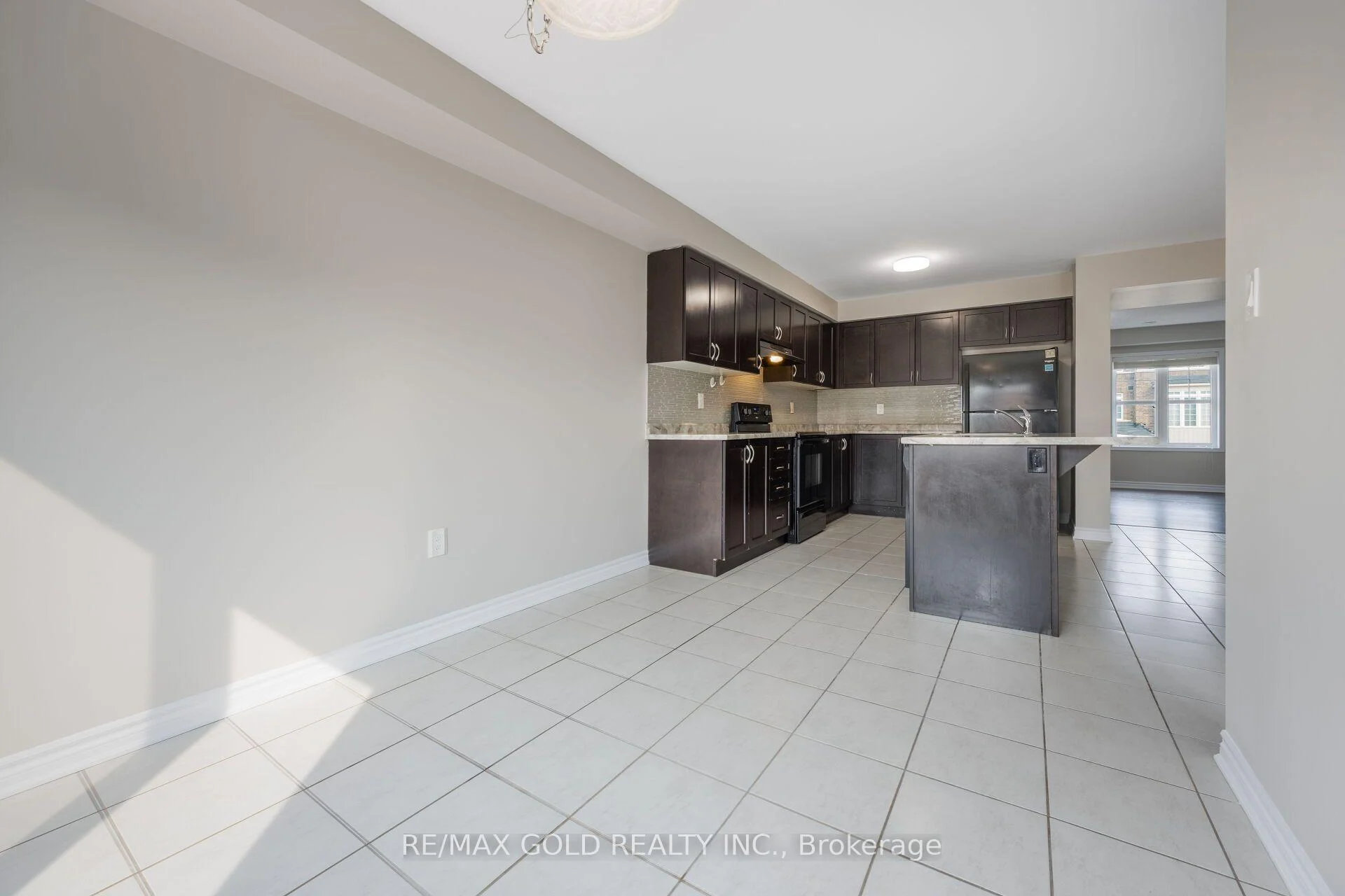 Photo 23 of 56 Stewardship Road, Brampton, Northwest Brampton — HOMEH