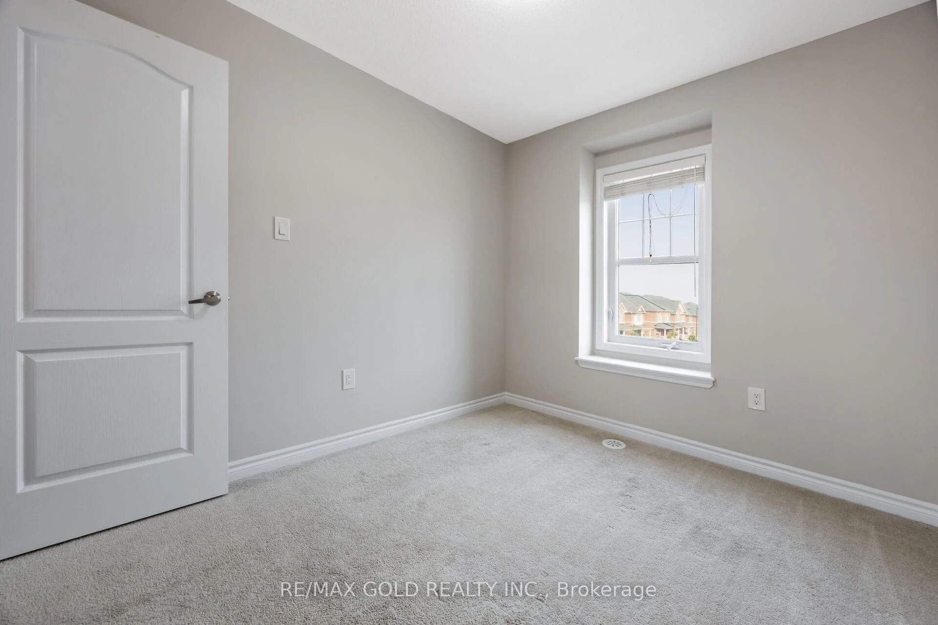 Photo 42 of 56 Stewardship Road, Brampton, Northwest Brampton — HOMEH