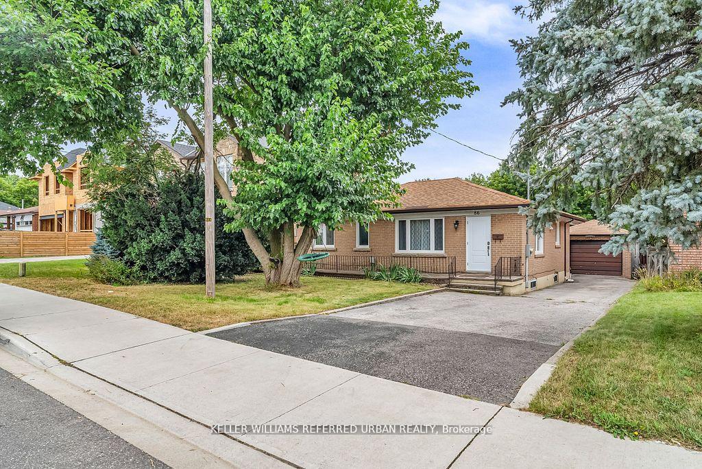 Photo 2 of 86 Morgan Avenue, Markham, Thornhill — HOMEH