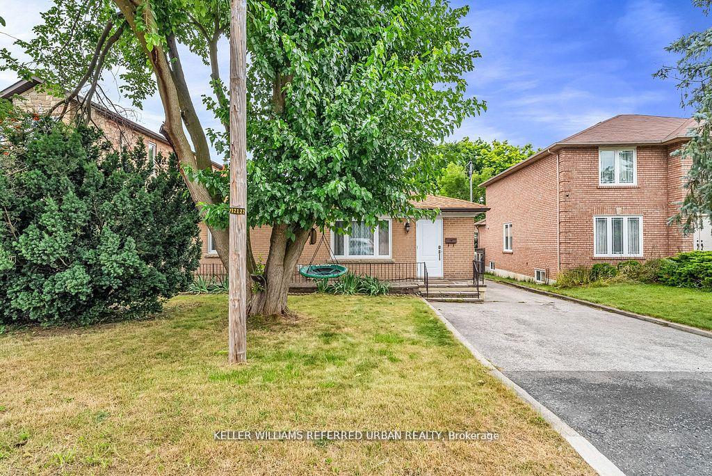 Photo 3 of 86 Morgan Avenue, Markham, Thornhill — HOMEH