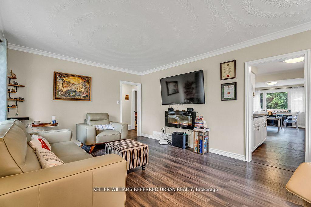 Photo 7 of 86 Morgan Avenue, Markham, Thornhill — HOMEH