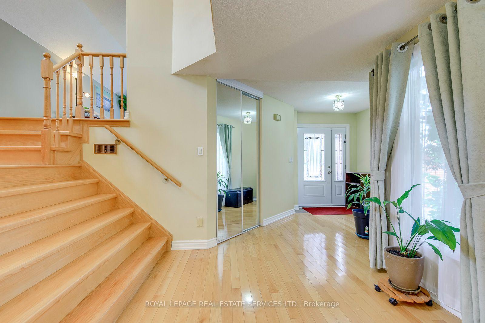 Photo 1 of 3364 Ingram Road, Mississauga, Erin Mills — HOMEH