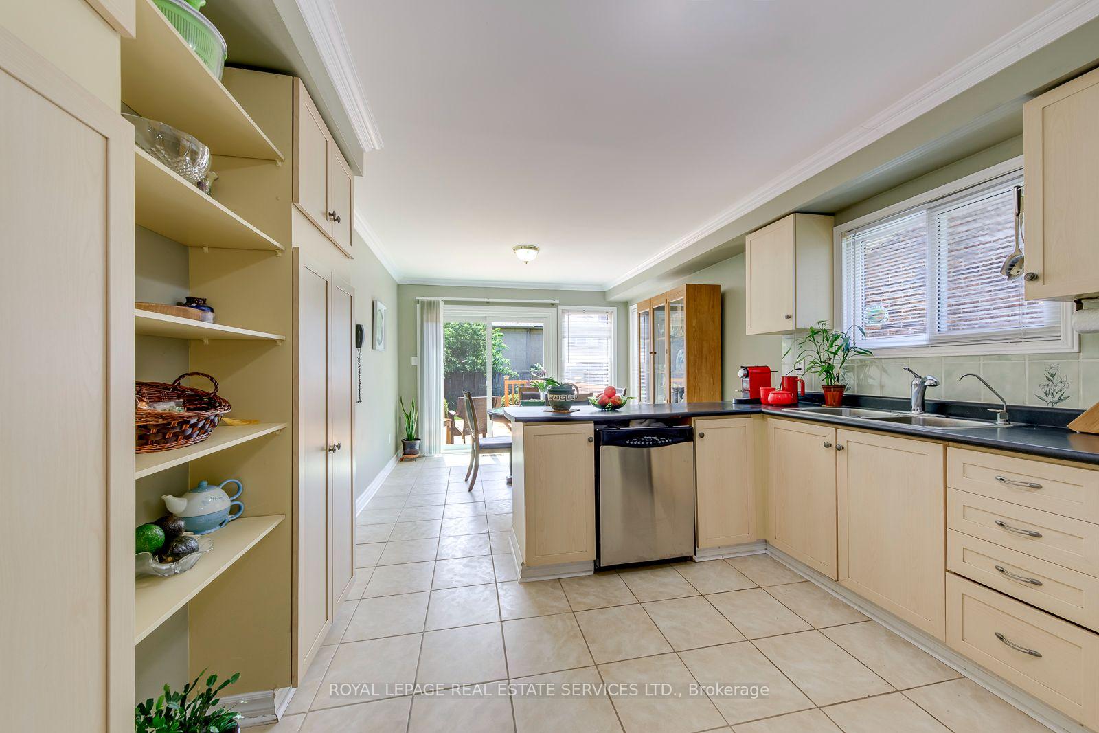 Photo 10 of 3364 Ingram Road, Mississauga, Erin Mills — HOMEH
