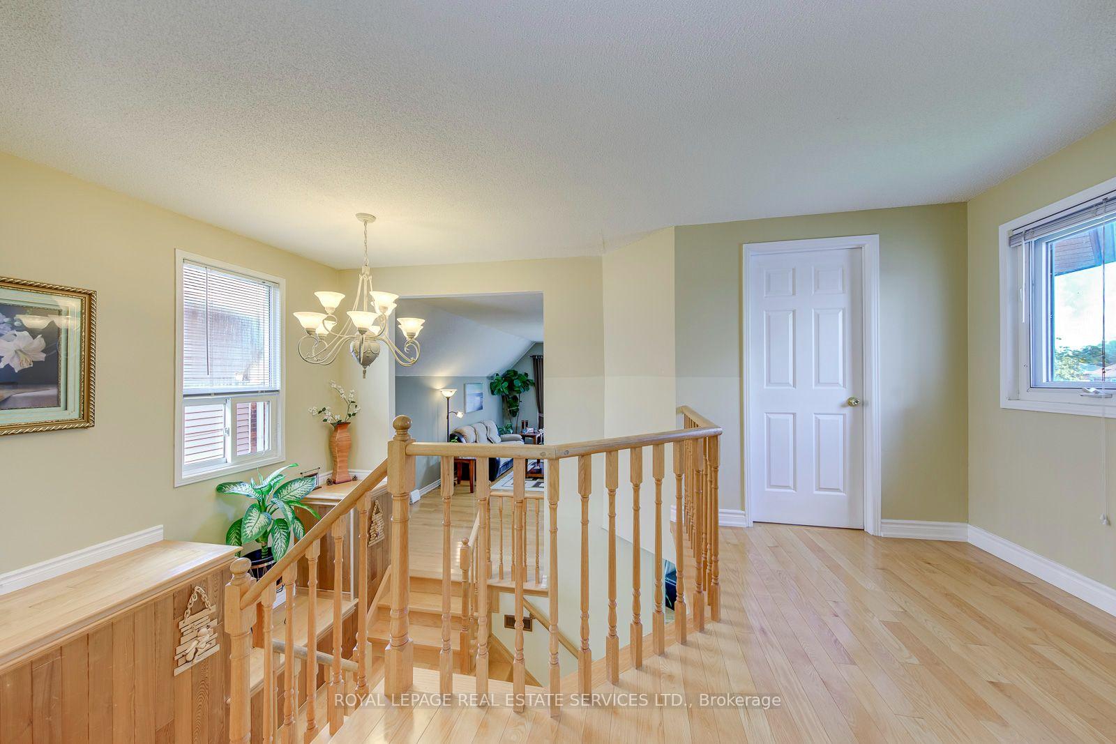 Photo 17 of 3364 Ingram Road, Mississauga, Erin Mills — HOMEH