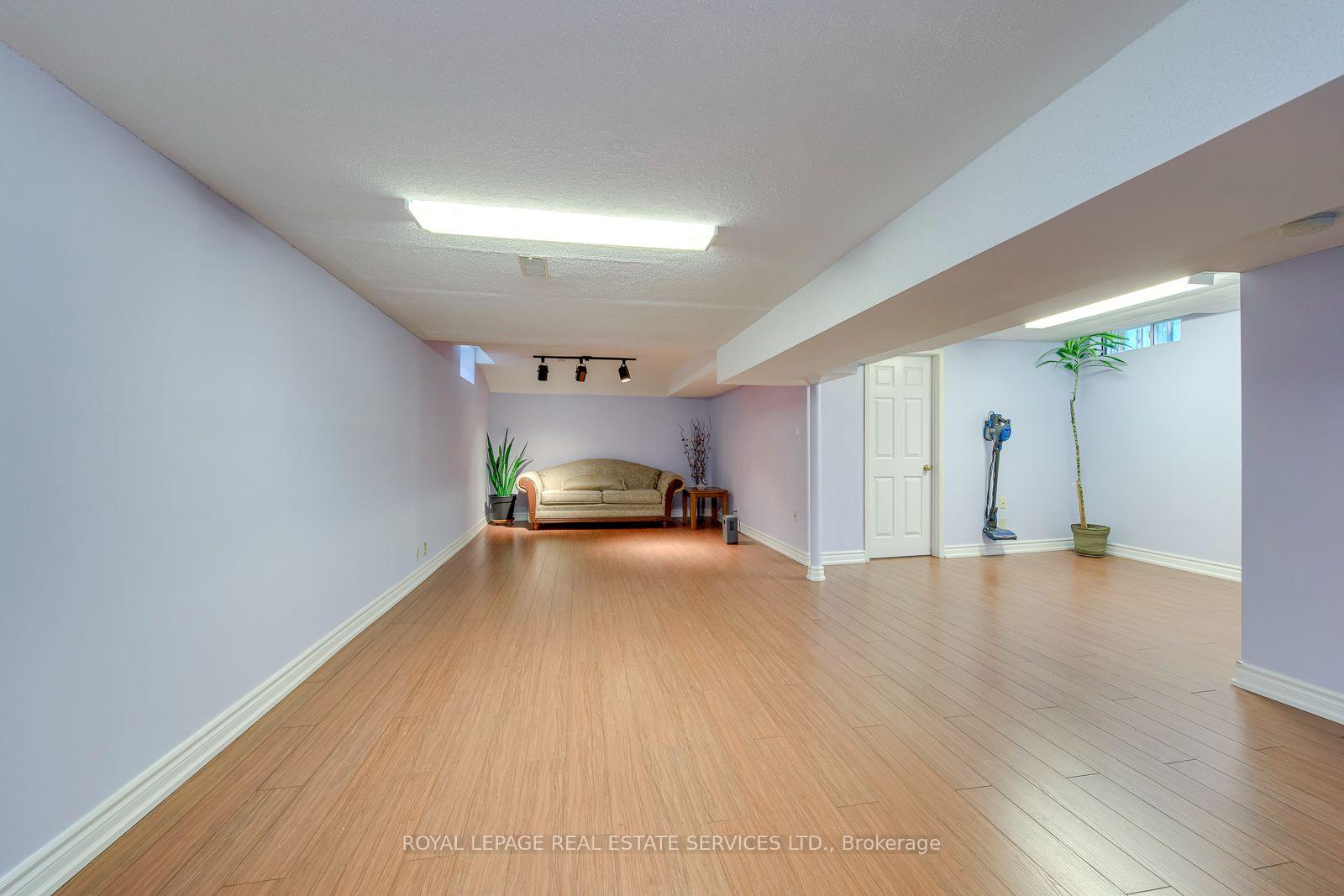 Photo 23 of 3364 Ingram Road, Mississauga, Erin Mills — HOMEH