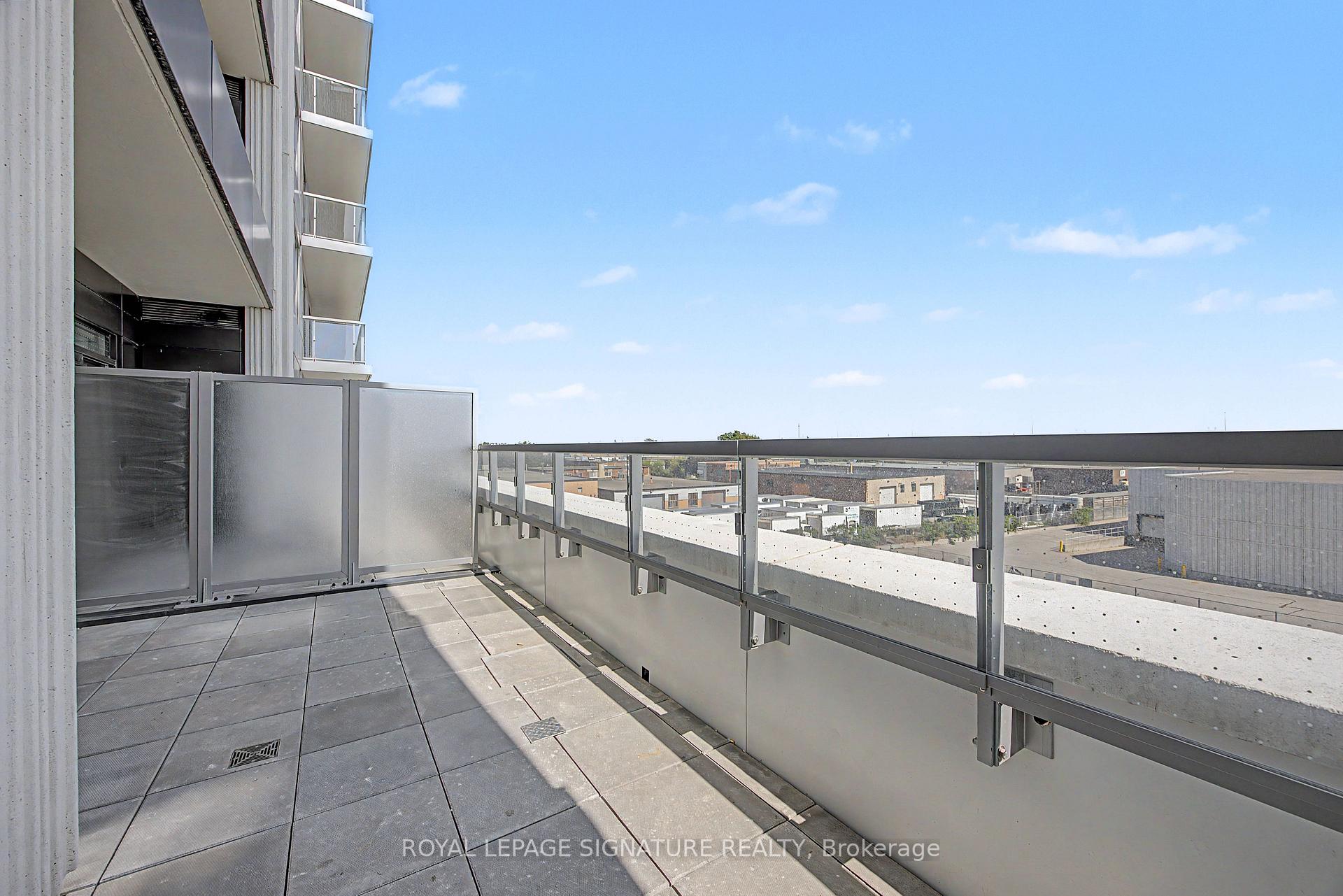 Photo 14 of Unit 301, 21 Meadowvale Road, Vaughan, Concord — HOMEH