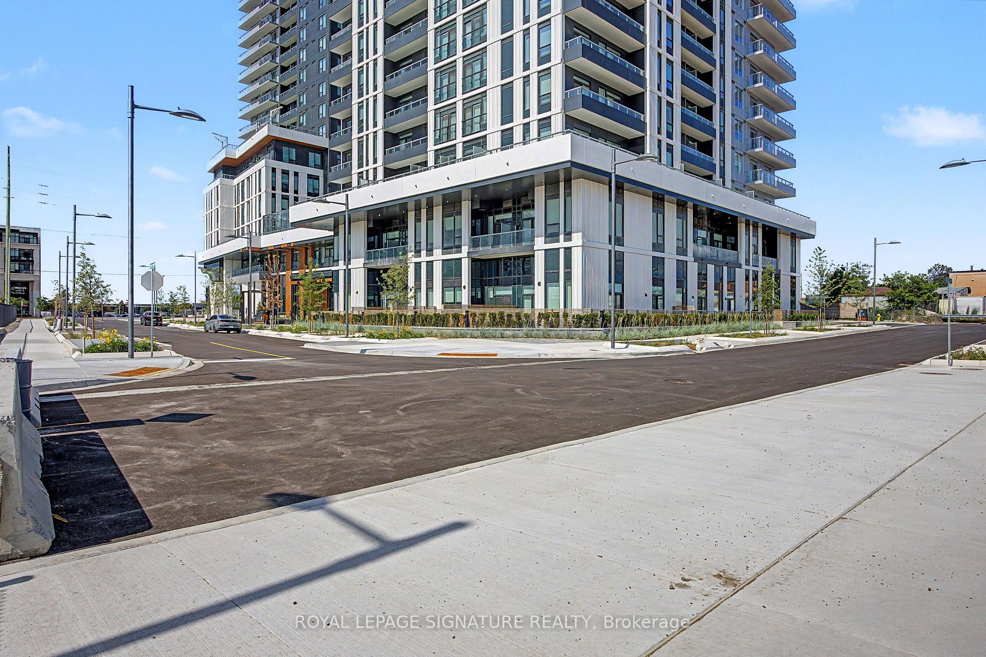 Photo 23 of Unit 301, 21 Meadowvale Road, Vaughan, Concord — HOMEH