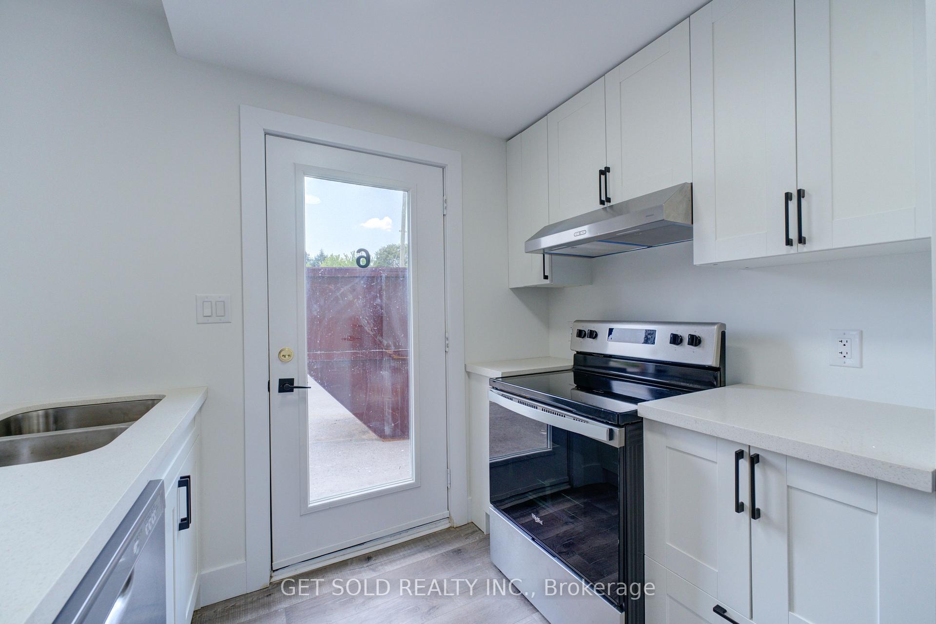 Photo 8 of Unit 6, 6701 Thorold Stone Road, Niagara Falls, Stamford — HOMEH