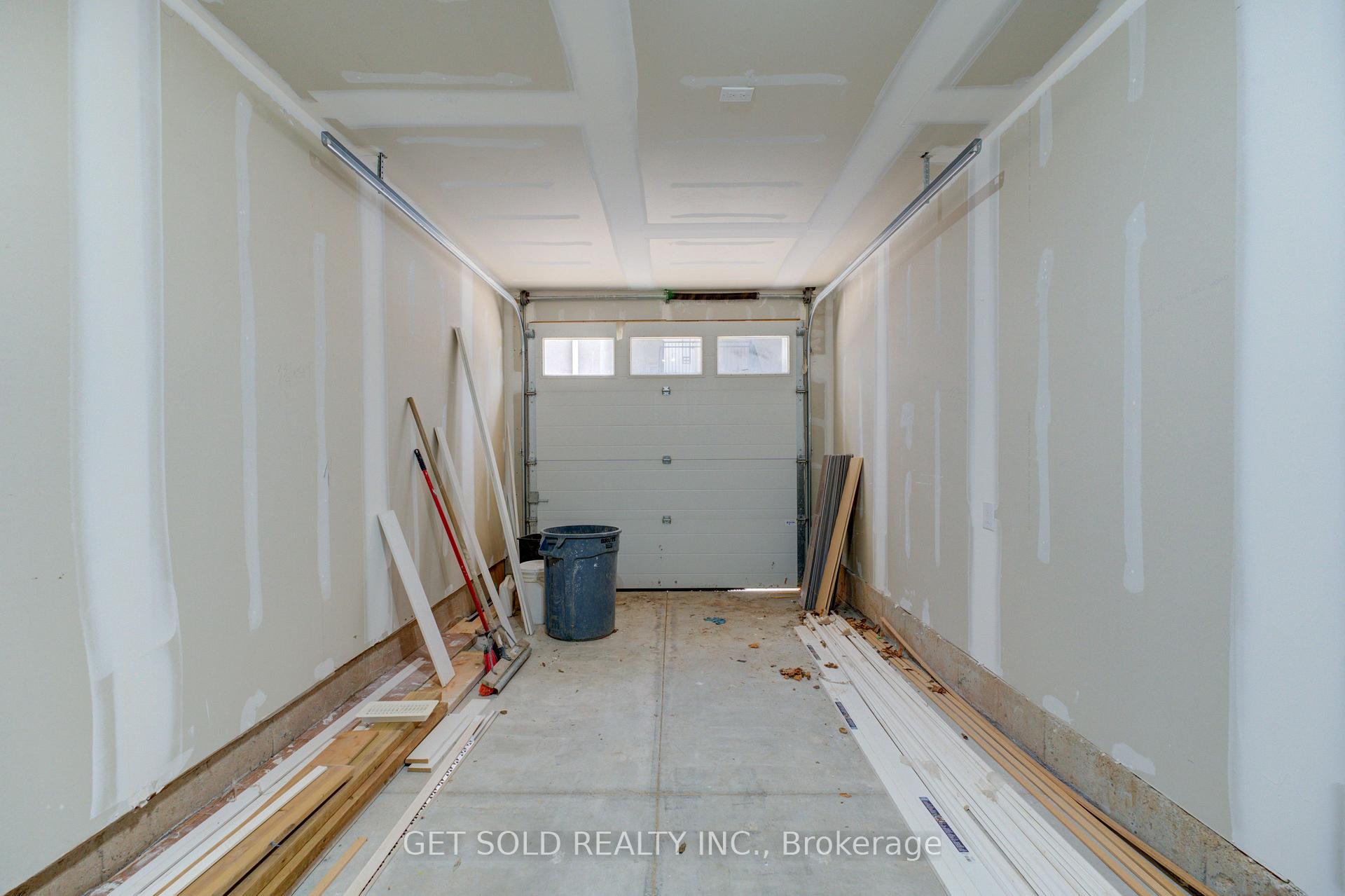 Photo 15 of Unit 6, 6701 Thorold Stone Road, Niagara Falls, Stamford — HOMEH