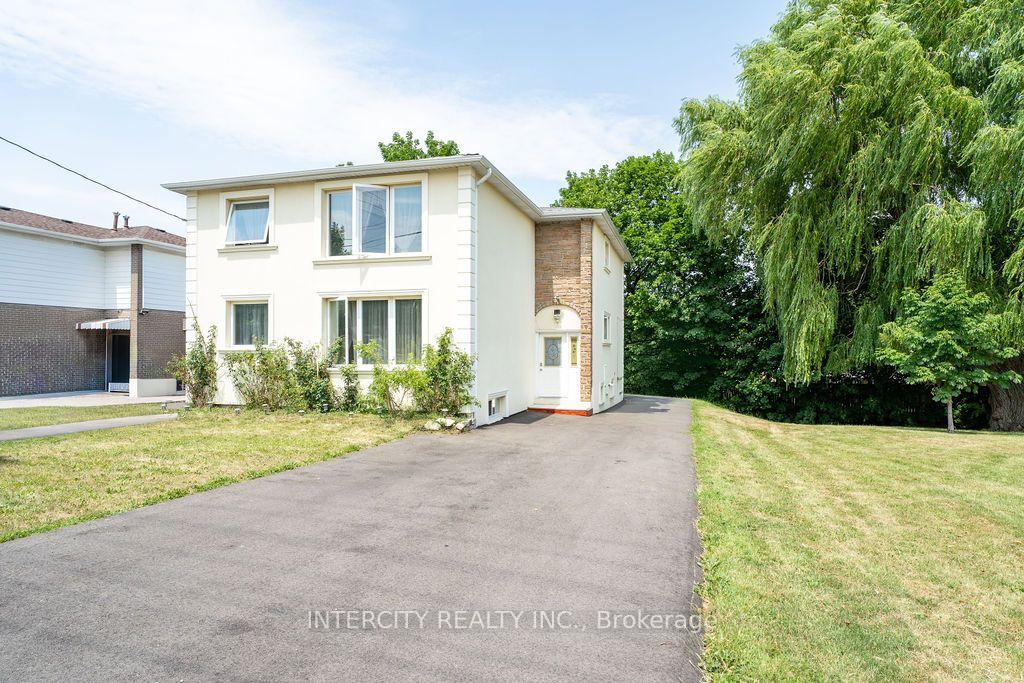 Photo 2 of 100 Dixon Road, Etobicoke, Kingsview Village-The Westway — HOMEH