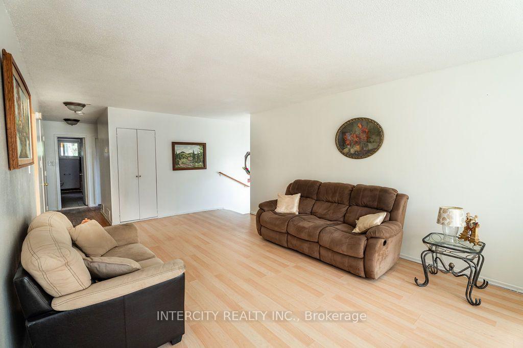 Photo 7 of 100 Dixon Road, Etobicoke, Kingsview Village-The Westway — HOMEH