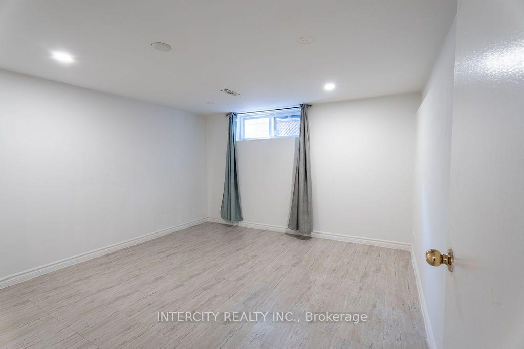 Photo 21 of 100 Dixon Road, Etobicoke, Kingsview Village-The Westway — HOMEH